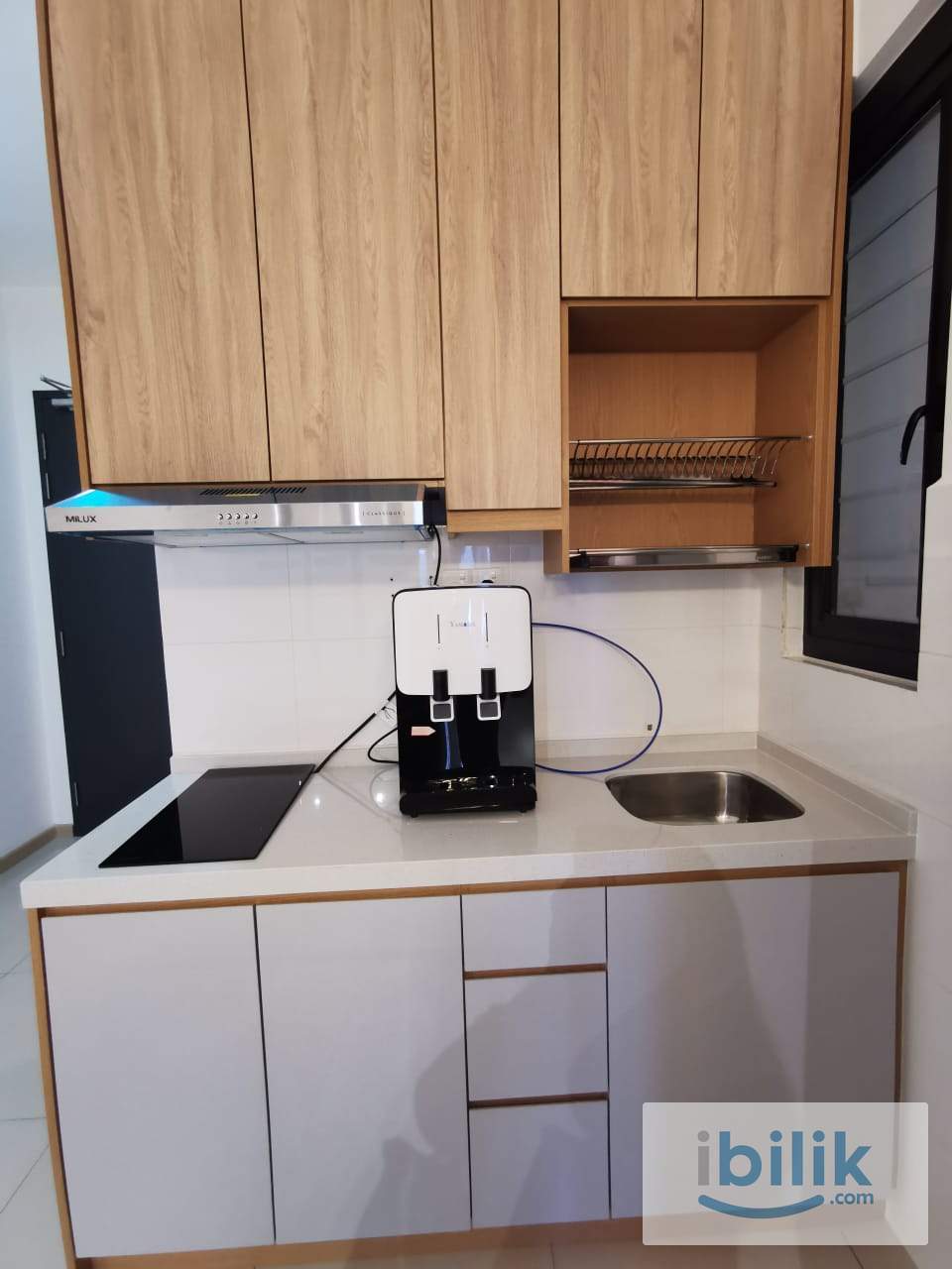 Fully Furnished Room with Free Wifi and Utilities - Image 3