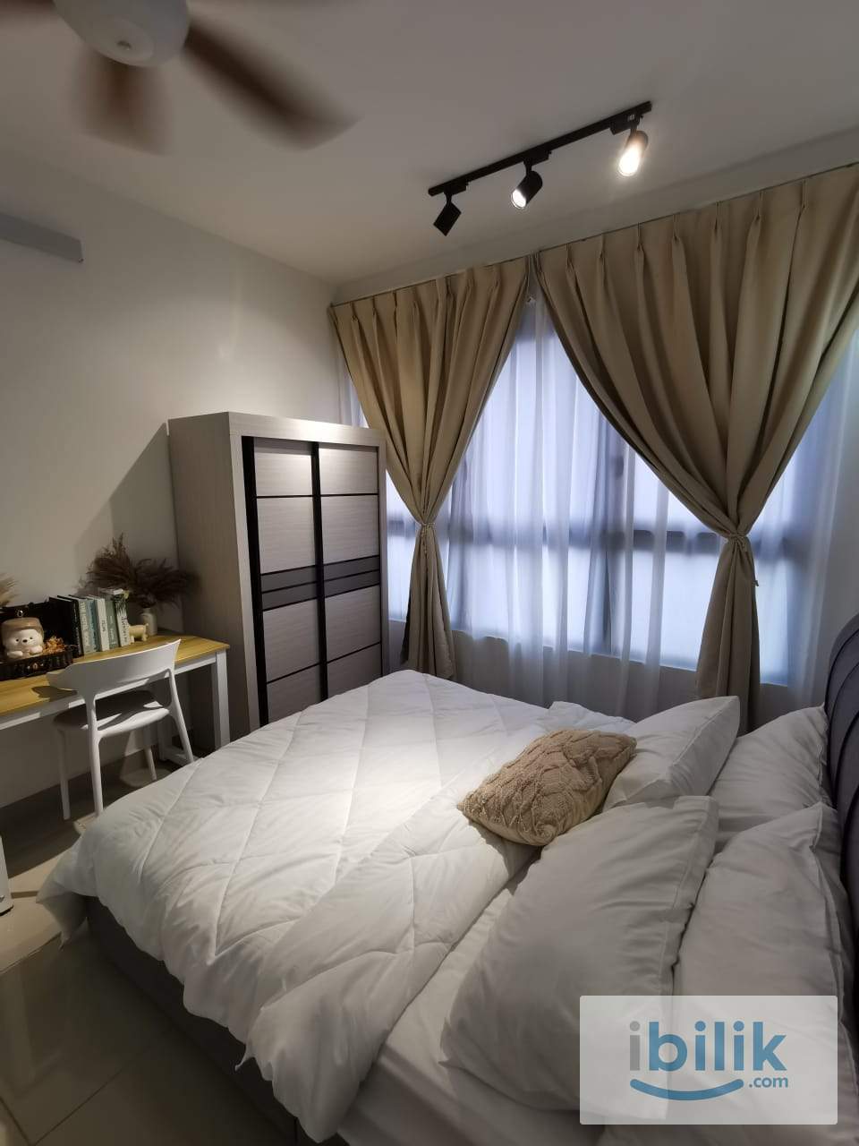 Fully Furnished Room with Free Wifi and Utilities - Image 5