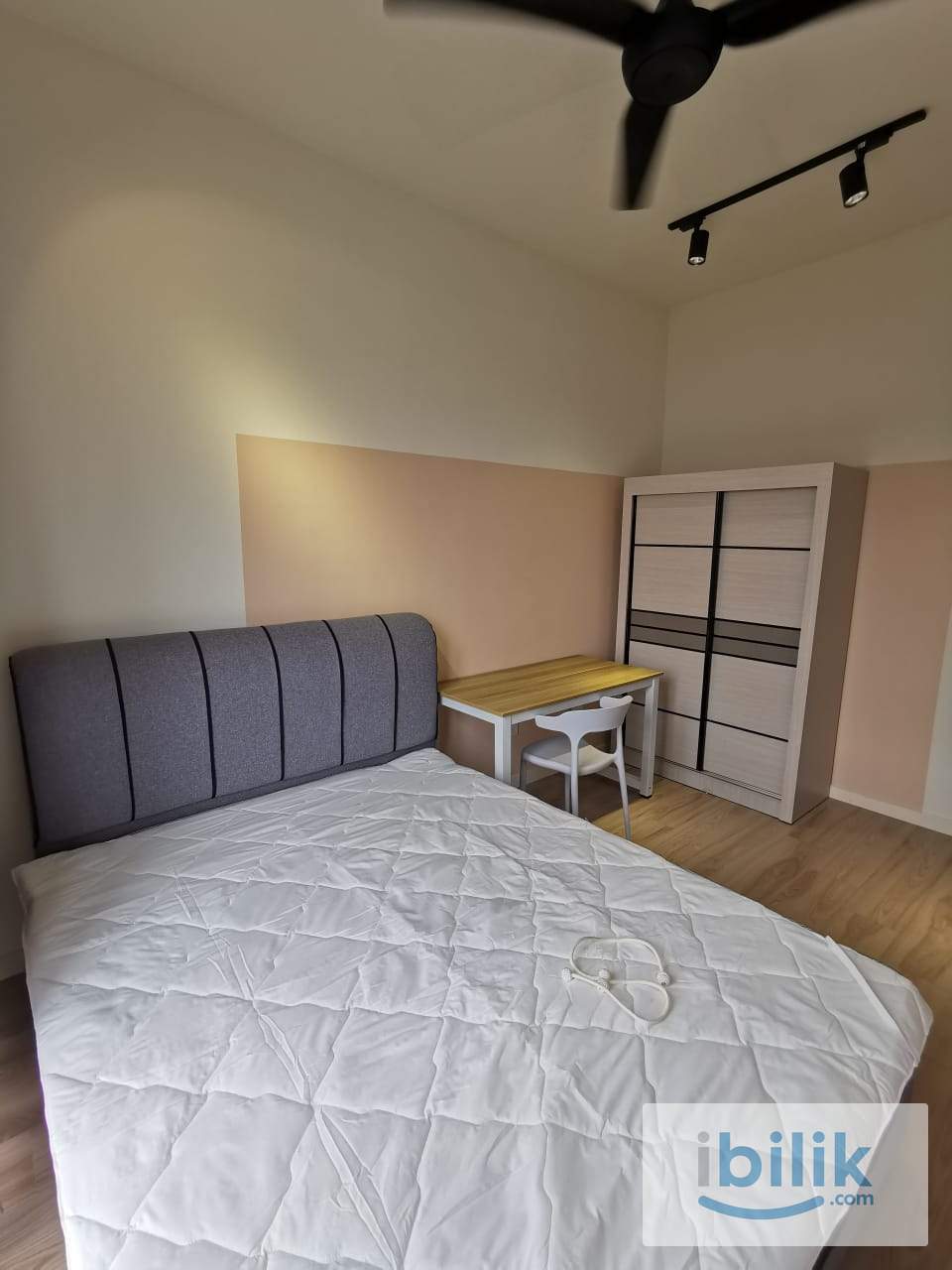 Fully Furnished Room with Free Wifi and Utilities - Image 5