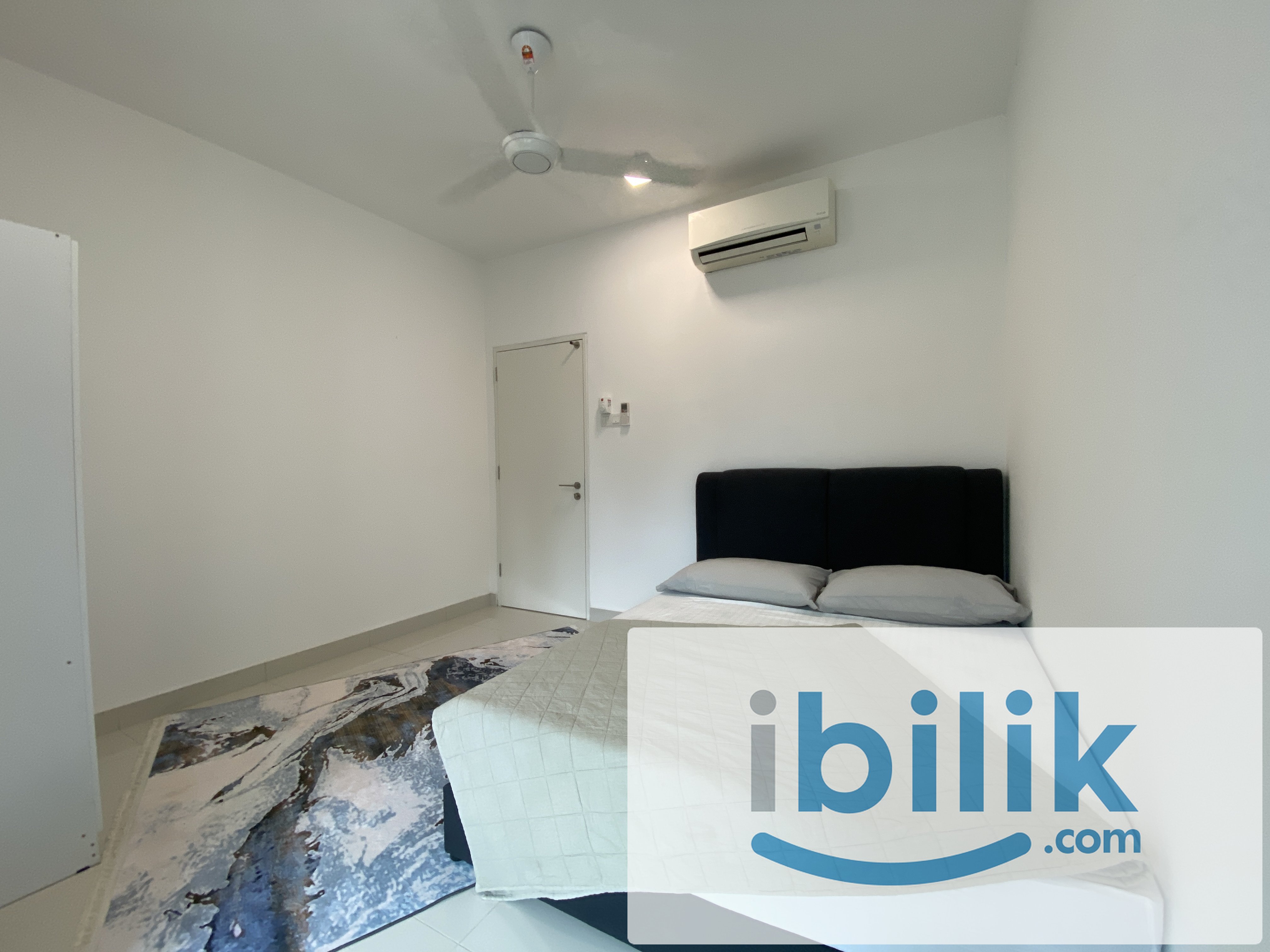 Medium Room Attached Bathroom Non Sharing WIFI Aircond Flora Rosa Presint 11 Putrajaya - Image 2