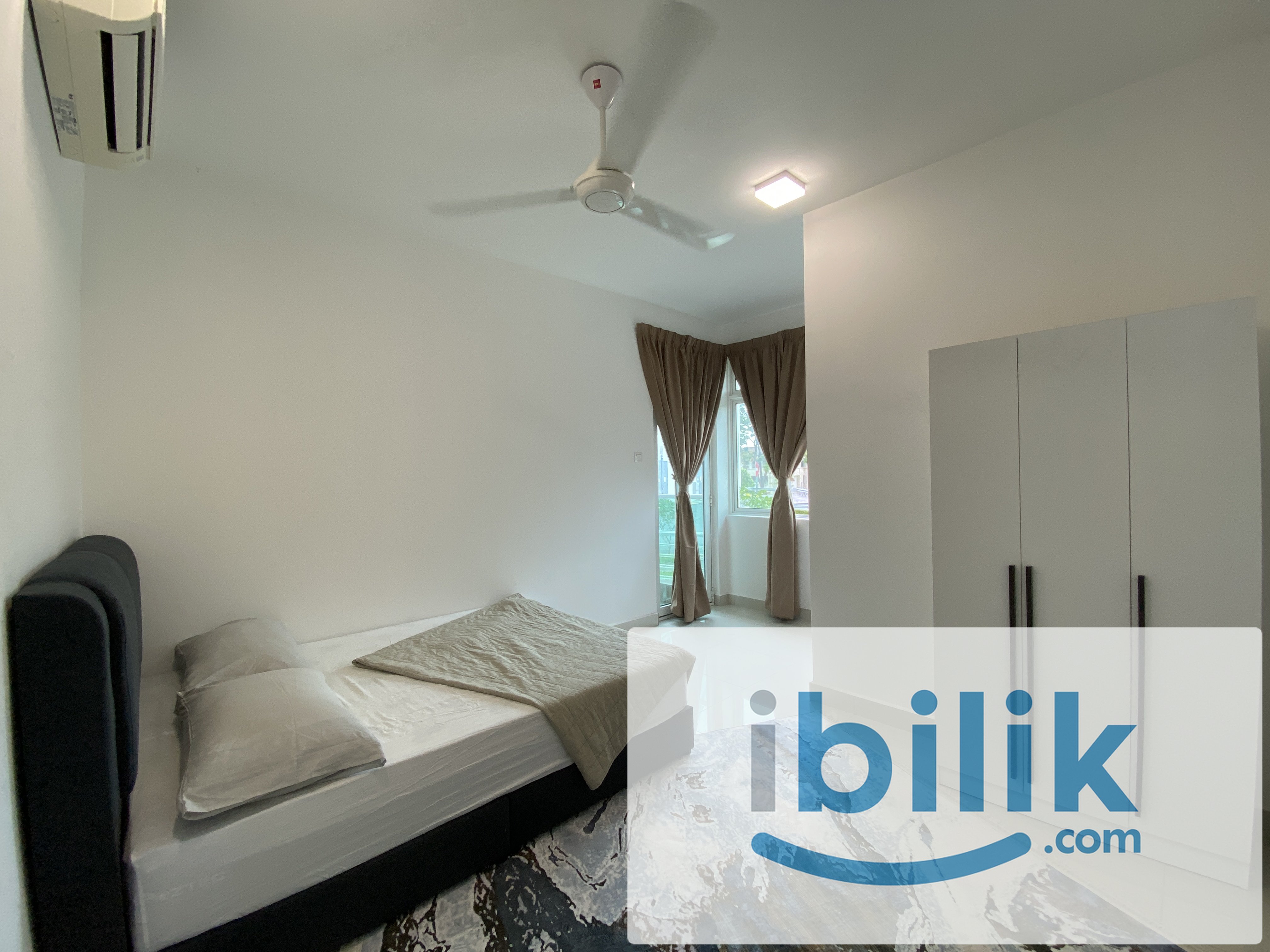 Medium Room Attached Bathroom Non Sharing WIFI Aircond Flora Rosa Presint 11 Putrajaya - Image 4