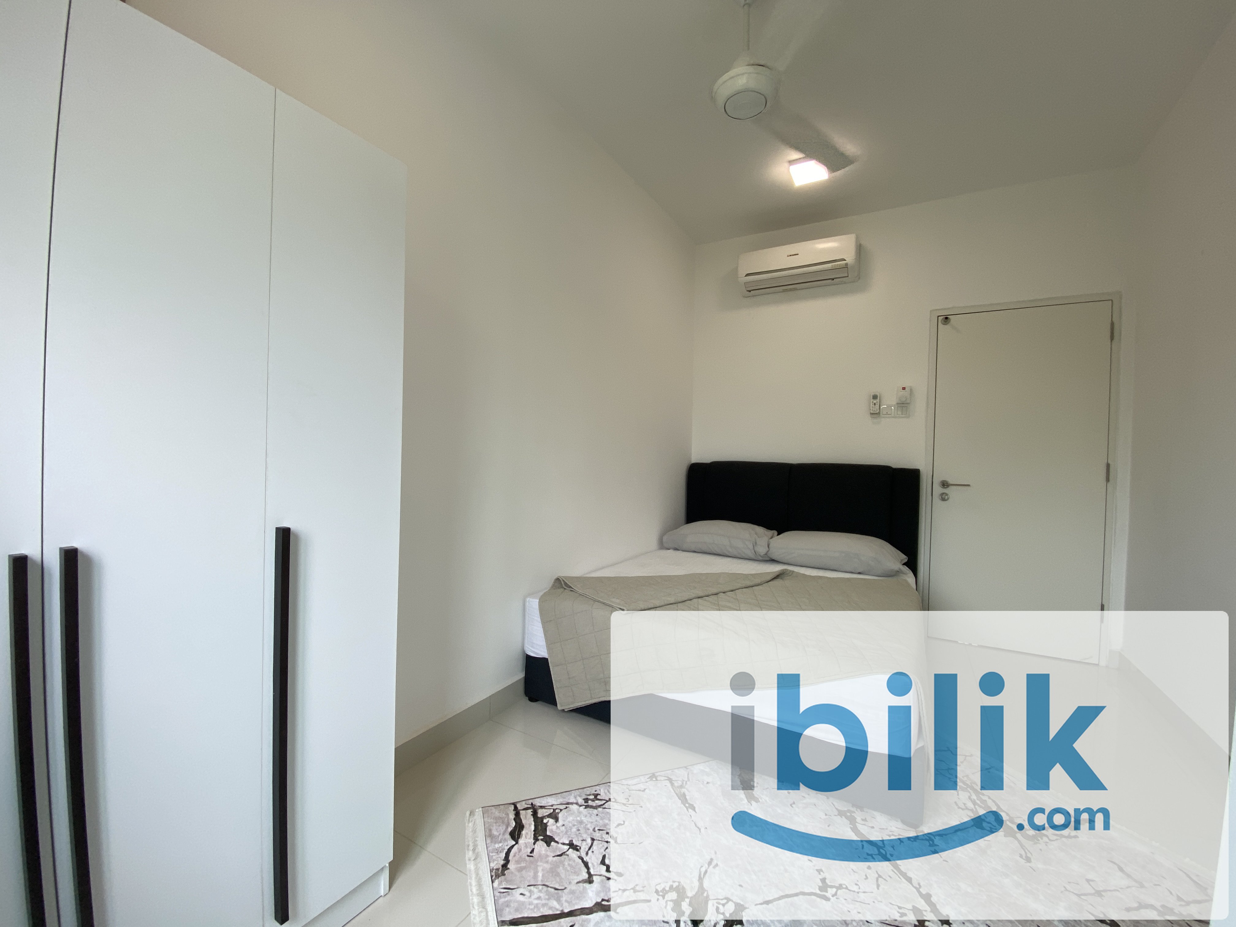 Medium Room Attached Bathroom Non Sharing Flora Rosa Presint 11 Putrajaya - Image 3
