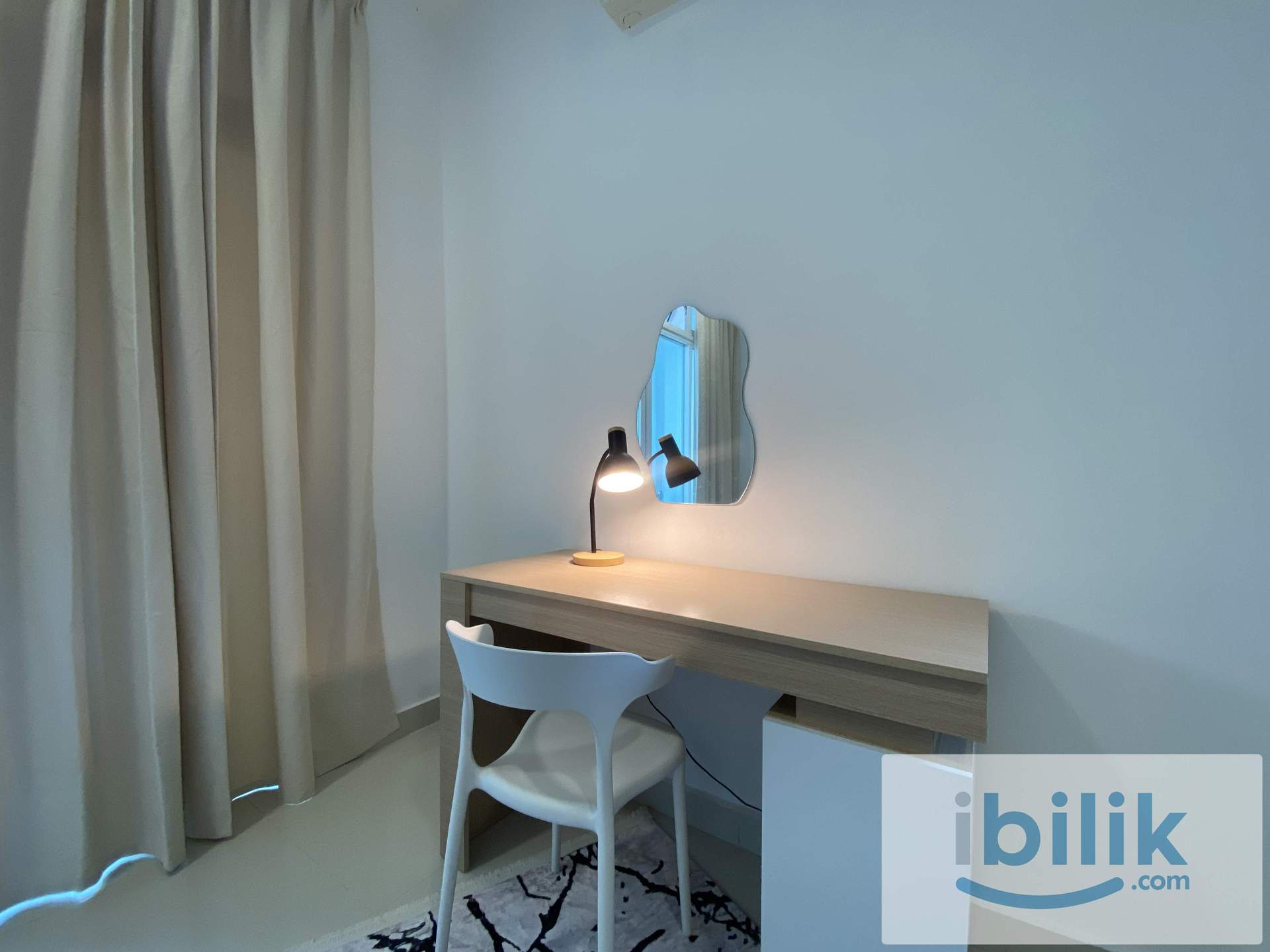 Medium Room Attached Bathroom Non Sharing Flora Rosa Presint 11 Putrajaya - Image 1