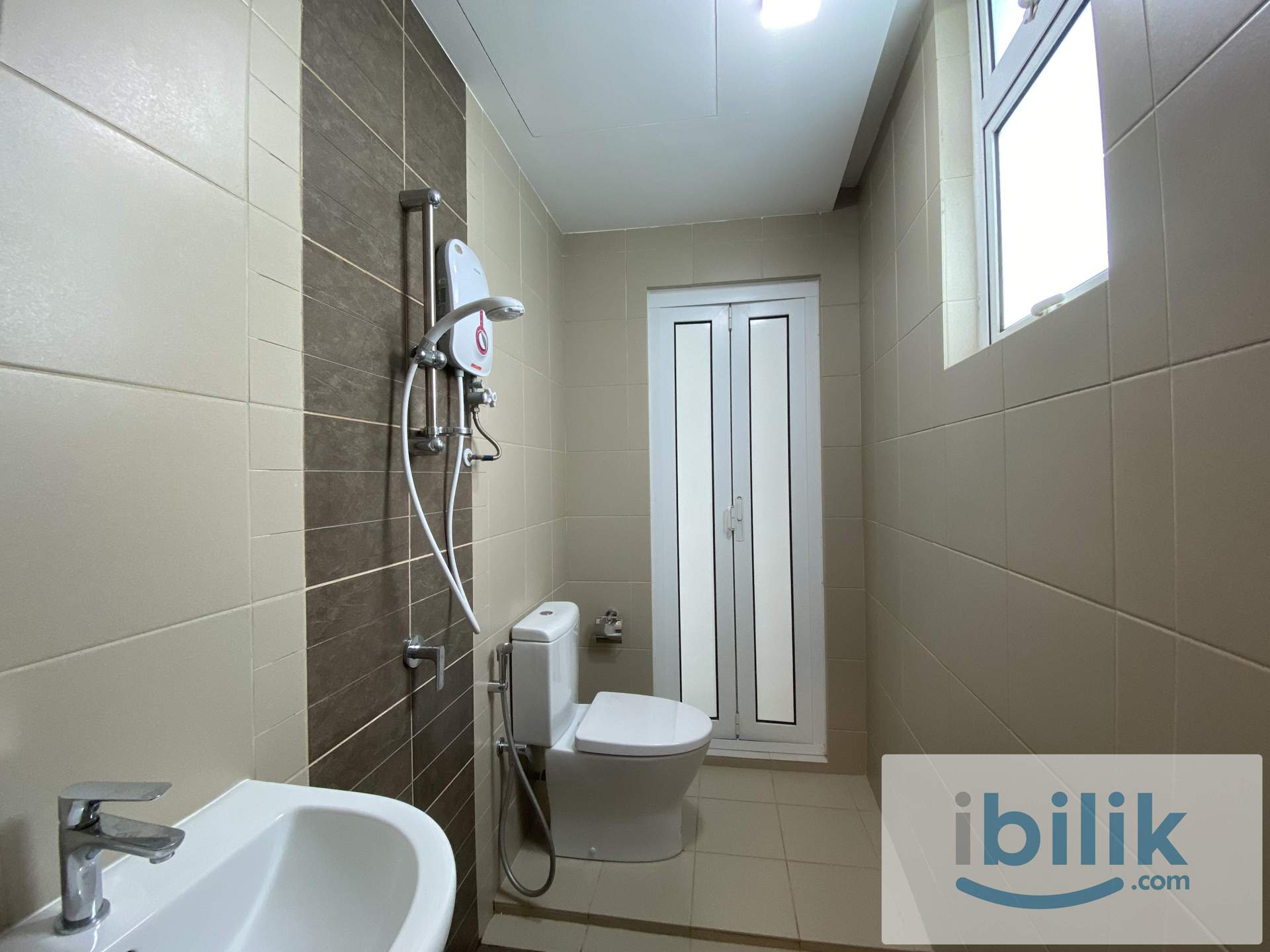 ✨ BRAND NEW: Cozy Middle Room + Attached Bathroom + Balcony @ Flora Rosa, Presint 11 ✨ - Image 10