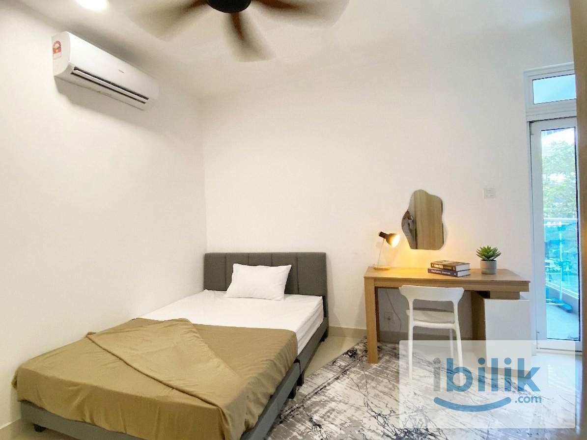 Spacious Room Wifi Flora Rosa Presint 11 Putrajaya - Image 1