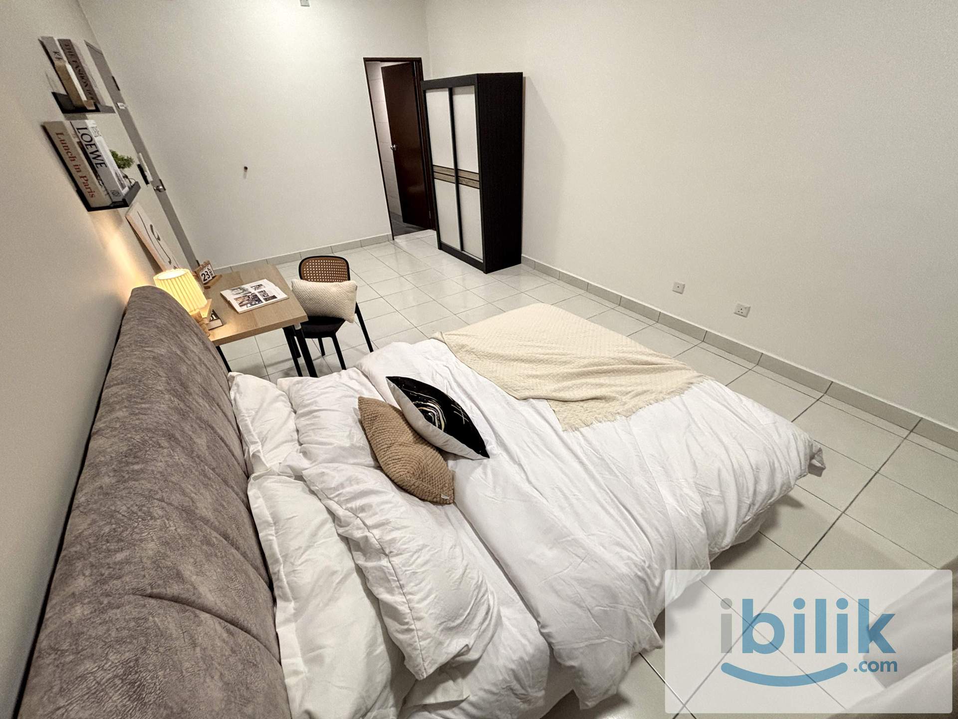 🛏️ PRIVATE MASTER ROOM RM1000 ONLY‼️ MIX GENDER UNIT IN MERCU JALIL NEAR LRT SRI PETALING🚆 - Image 2