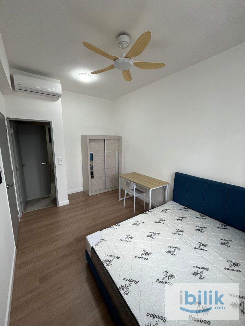 1 room 1 Living House for rent, can walk to Berjaya Time Square, Lalaport, MRT & Monorail  - Image 6