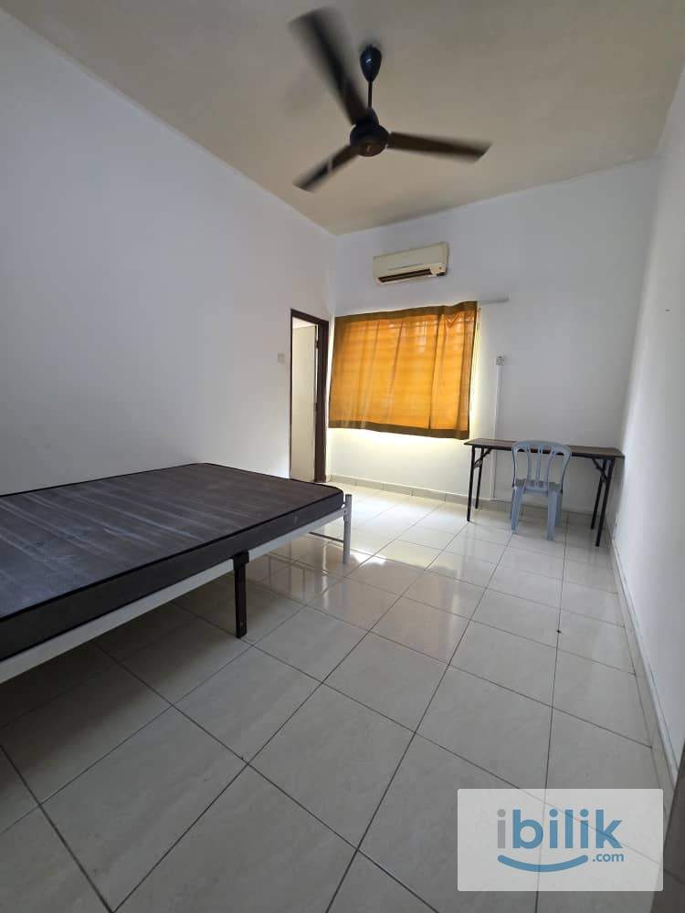 Mid Room - short term or long term - Image 2