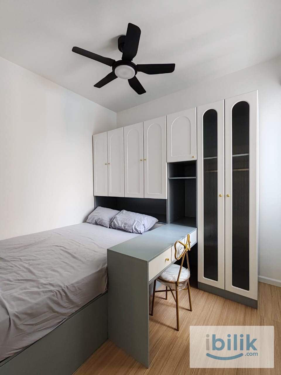 Stylish Retro-Chic Living @ Tuan 2egacy | 2BR Fully Furnished | Low Floor with Pool View - Image 4