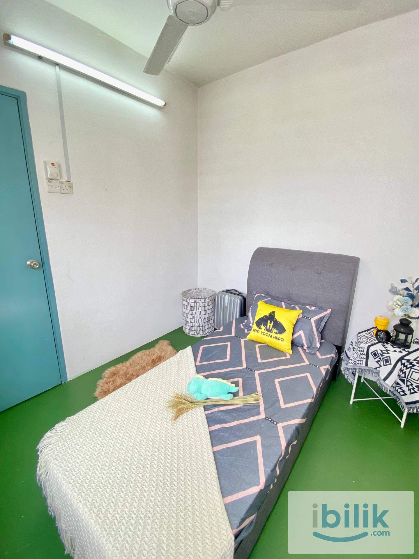 BILIK SEWA PEREMPUAN DAHLIA, GARDEN AVENUE, SEREMBAN 2 - Image 2