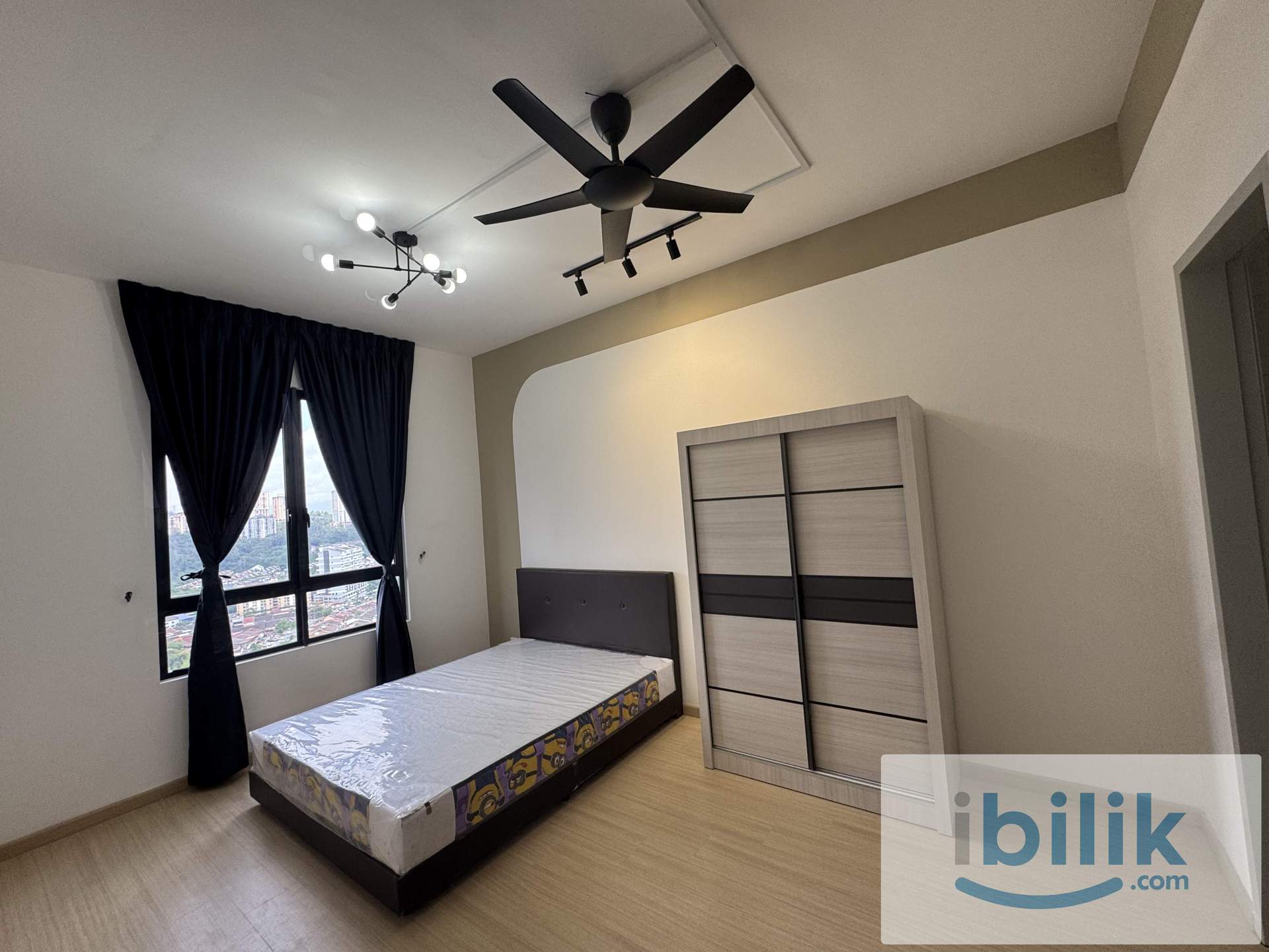 Master Room YC3 - Linked bridge to MRT Tmn Suntex [FREE WiFi utilities cleaning] - Image 1