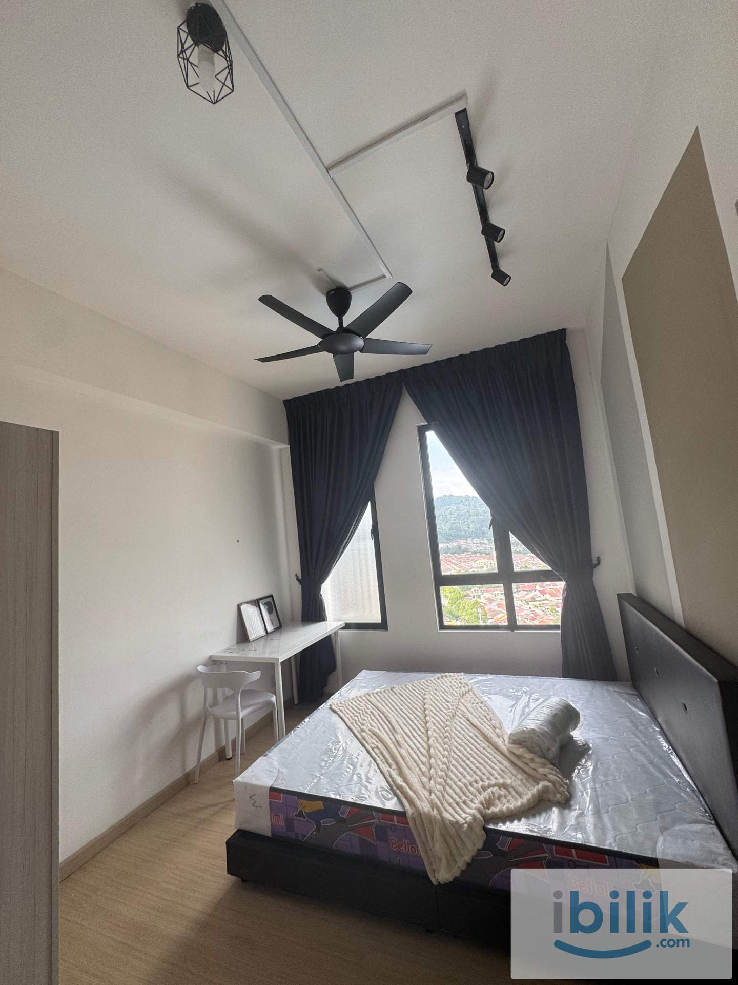 Medium Room - Linked bridge to MRT Taman Suntex [FREE WiFi utilities cleaning] - Image 3
