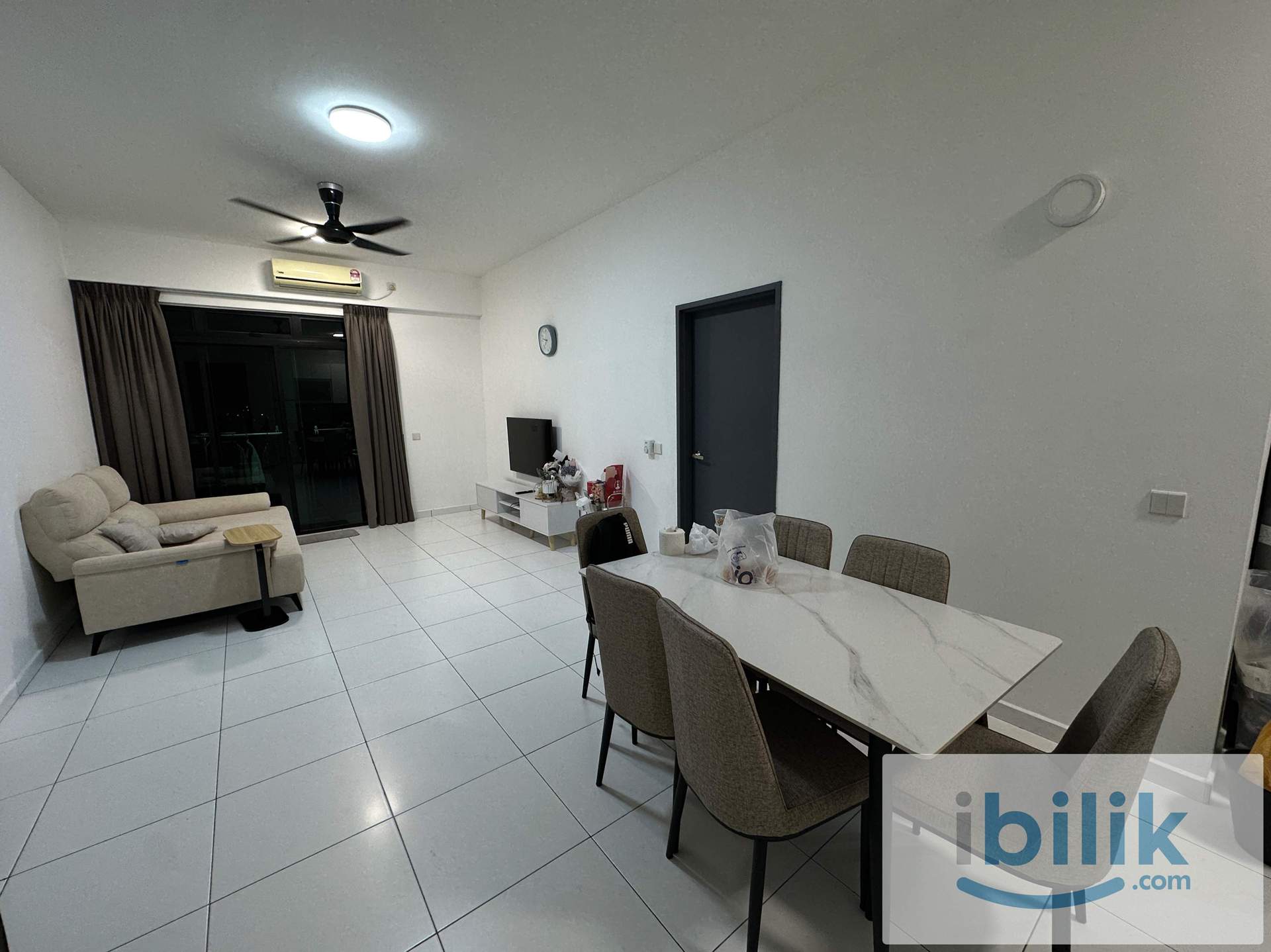Fully Furnished Middle Room to Rent - Sky Oasis Residence @ Mount Austin / Setia Indah - Image 5
