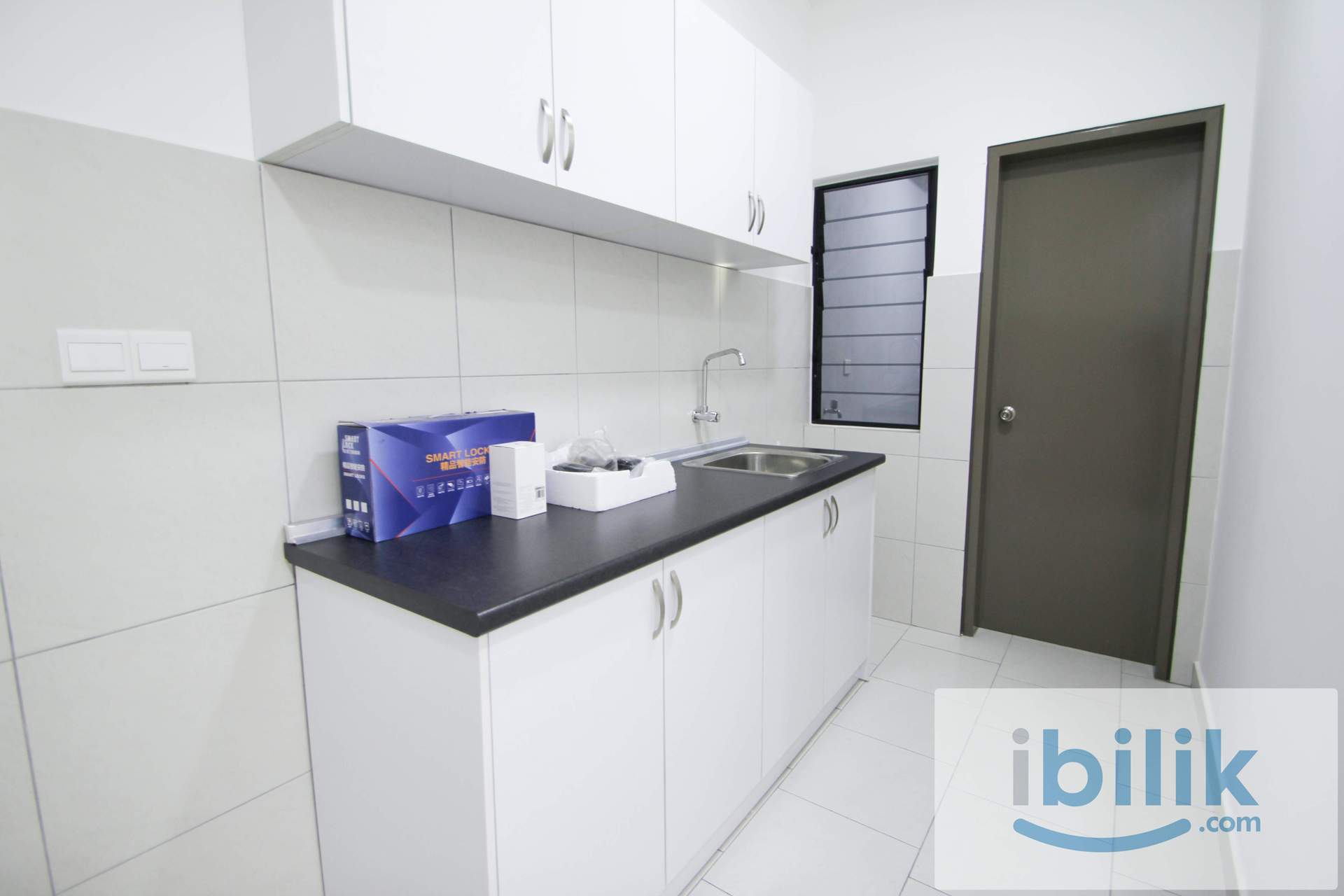 [NEAR UPM] Balcony Room with A/C & Window for Rent at Astetica Residence - Image 3