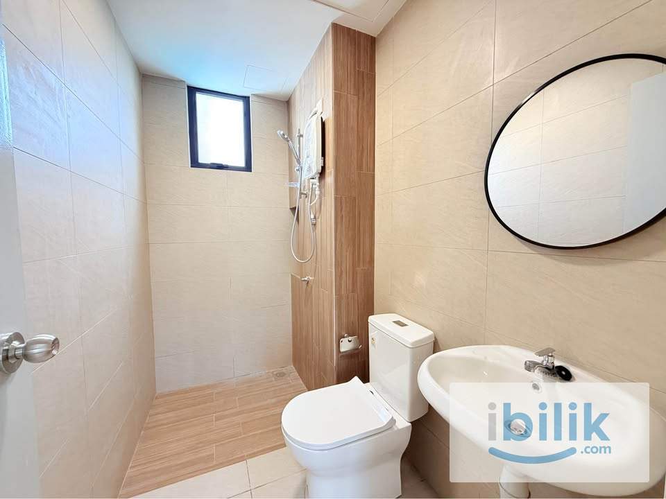 [NEW UNIT & NEAR MRT SUNTEX] Middle Room with A/C & Window for Rent at You City III, Taman Suntex - Image 1