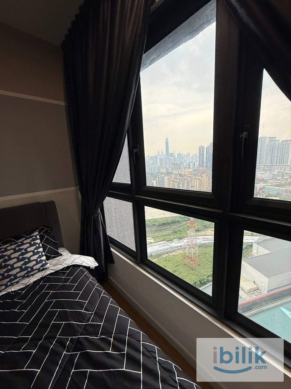 Cheras Maluri Master Room @ M Vertica (ALL FEMALE FREE Utilities WiFi) - Image 3