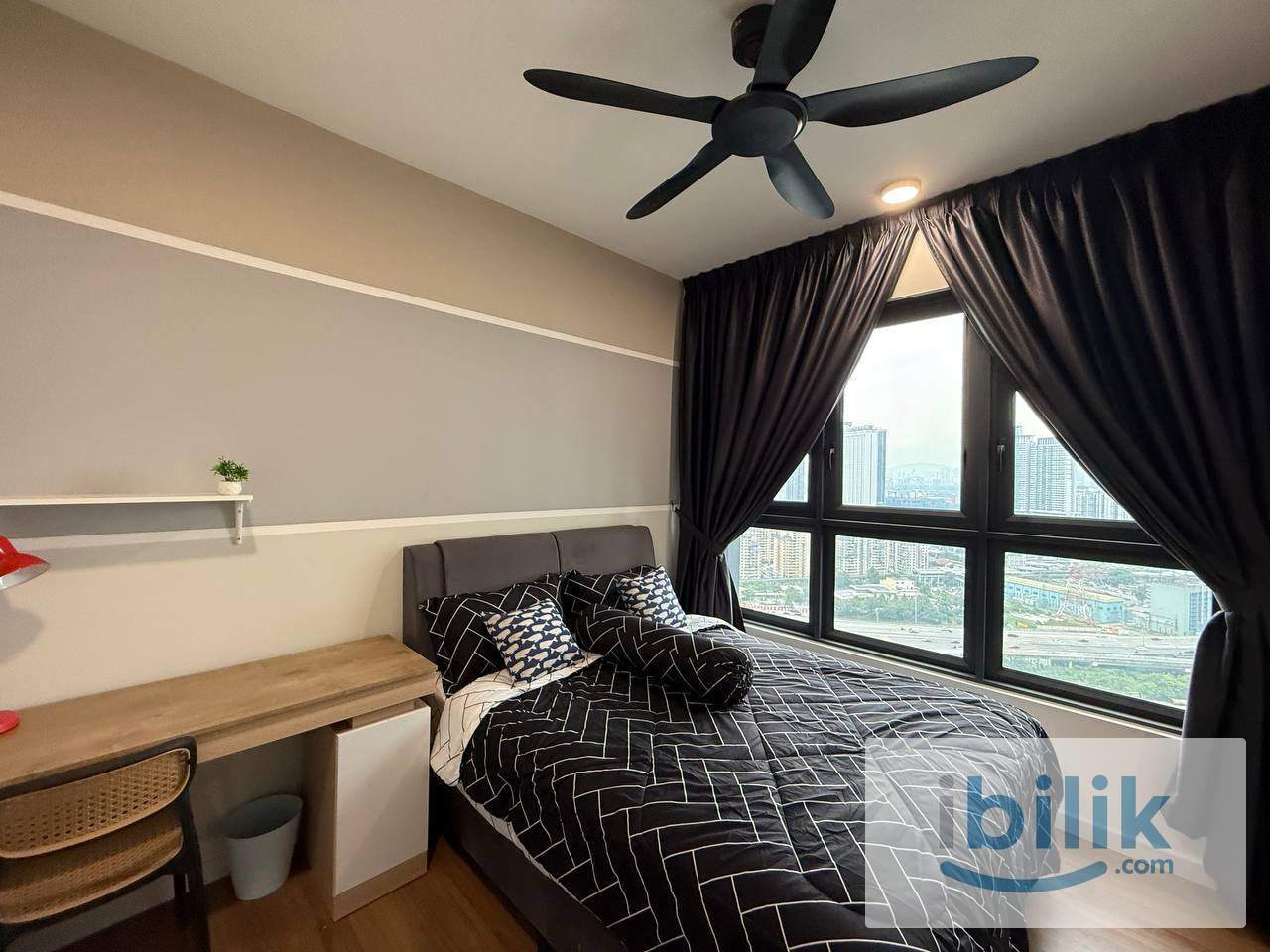 Cheras Female Master Room for Rent! M Vertica Maluri (Near MRT) - Image 1