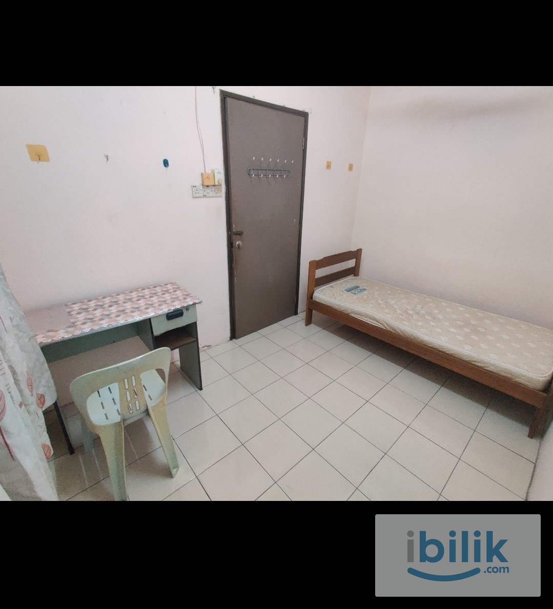 SS15/2E Room - Image 1