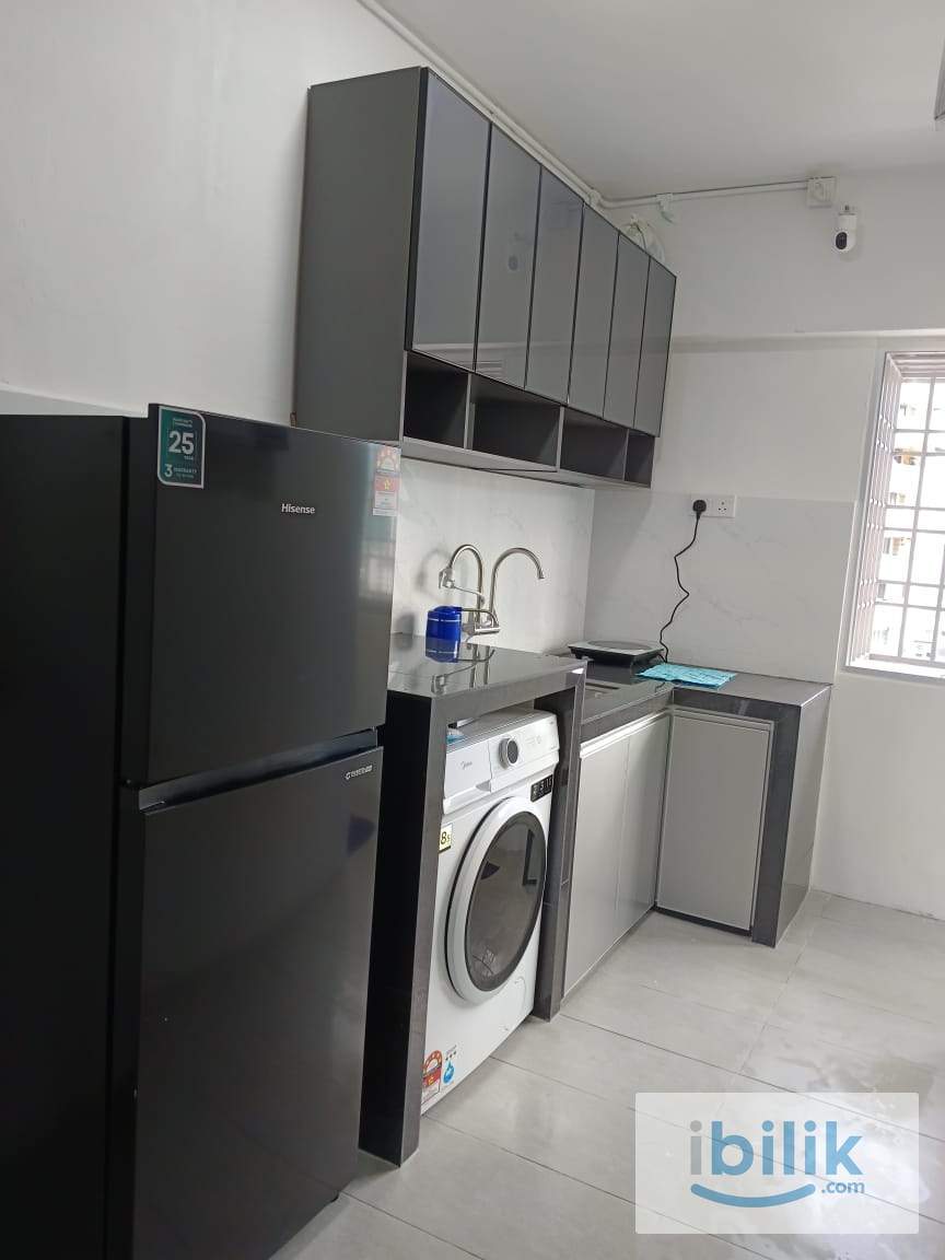 Single Room Available For Rent - Image 2