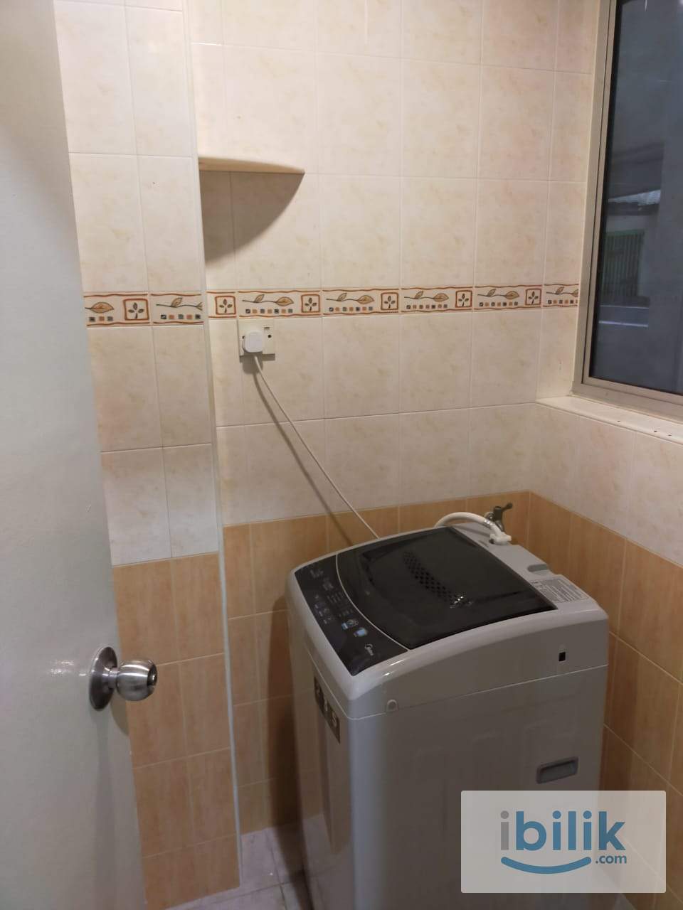 Single room available For Rent - Image 2