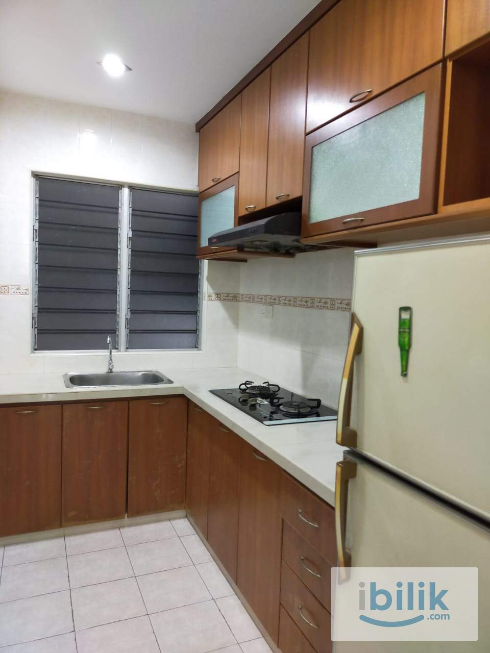 Single room available For Rent - Image 3