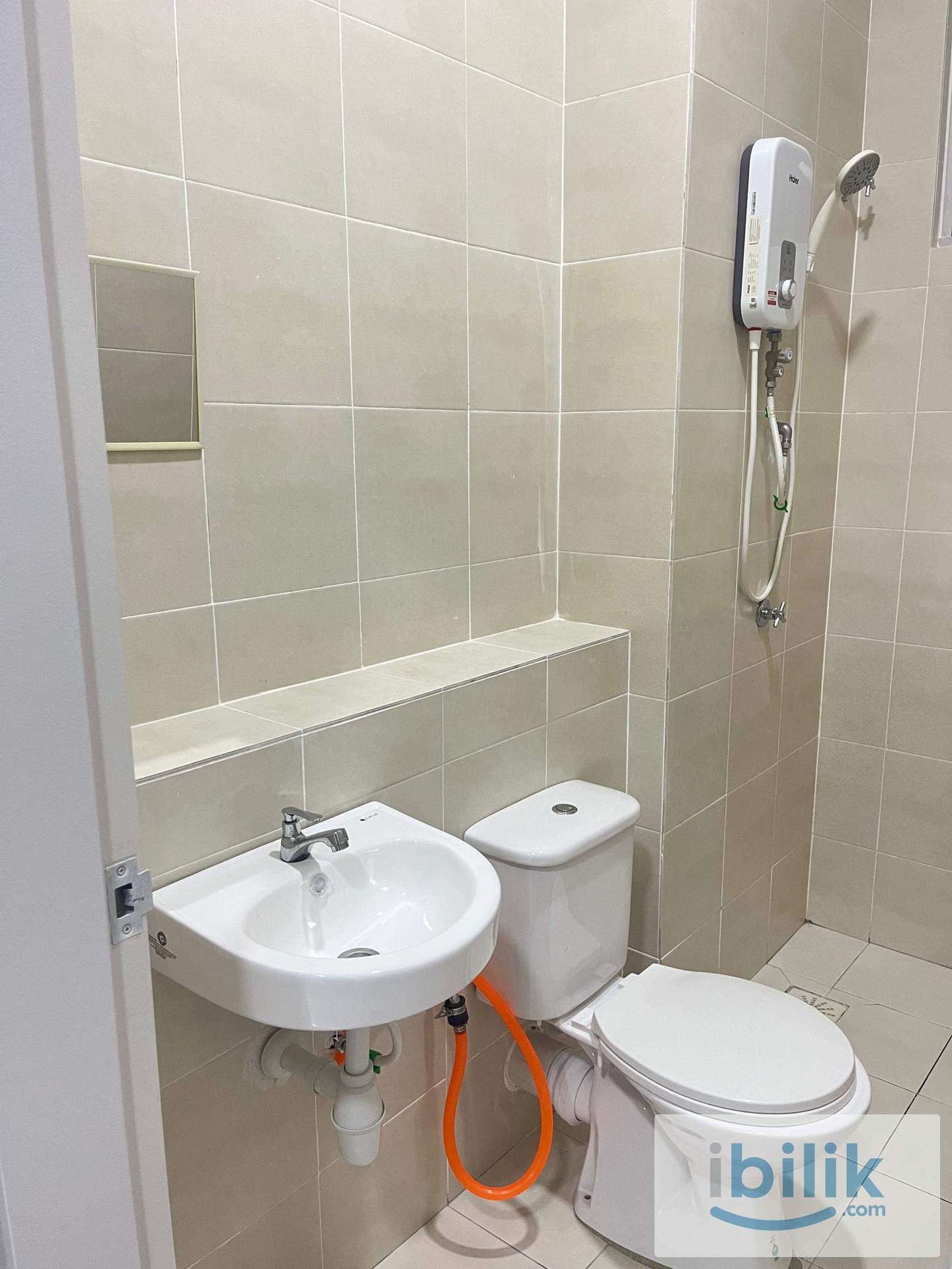 Master room Muslimah Residensi Adelia 4 Bangi Avenue. Fully furnished - Non sharing. Kemasukan July 2026 - Image 10