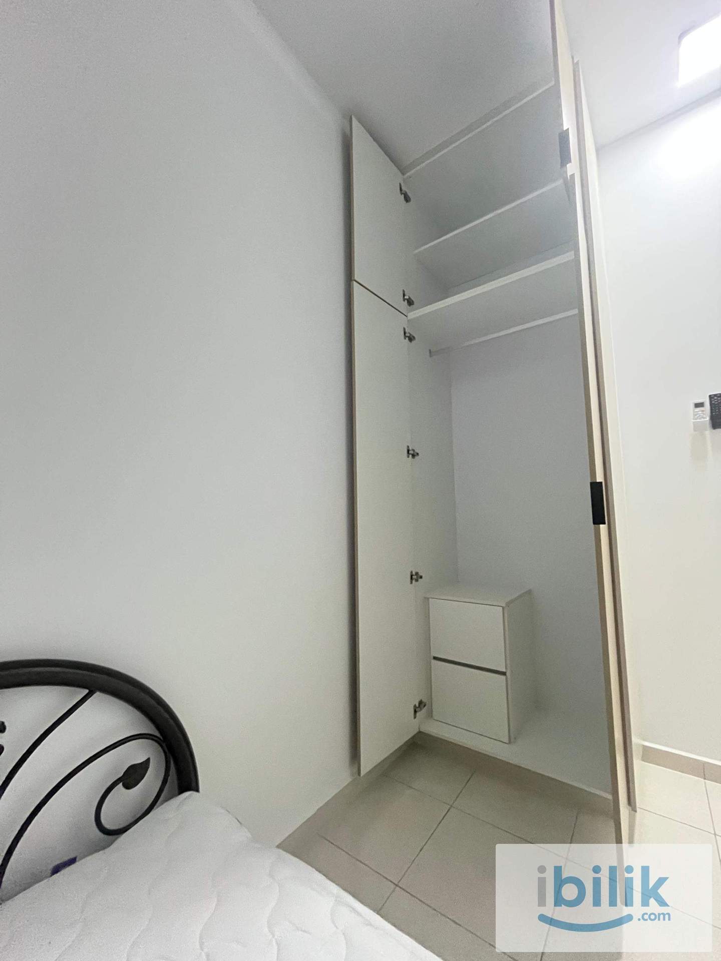 Small room Muslimah Residensi Adelia 4 Bangi Avenue. Fully furnished - Non sharing. Rumah baru. Kemasukan July 2026 - Image 8
