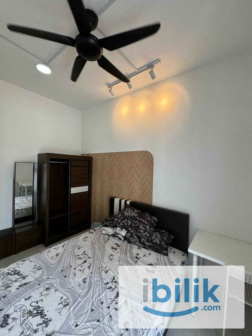 Fully Furnished Middle room at Equine Residences Seri Kembangan - Image 2