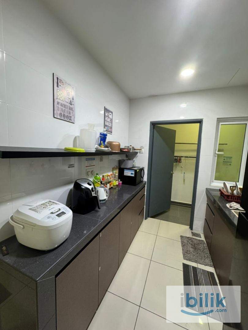 Fully Furnished Middle room at Lavender Residences Bandar Sungai Long  - Image 3