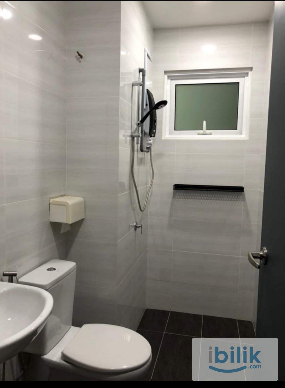 Fully Furnished Middle room at Lavender Residences Bandar Sungai Long  - Image 4