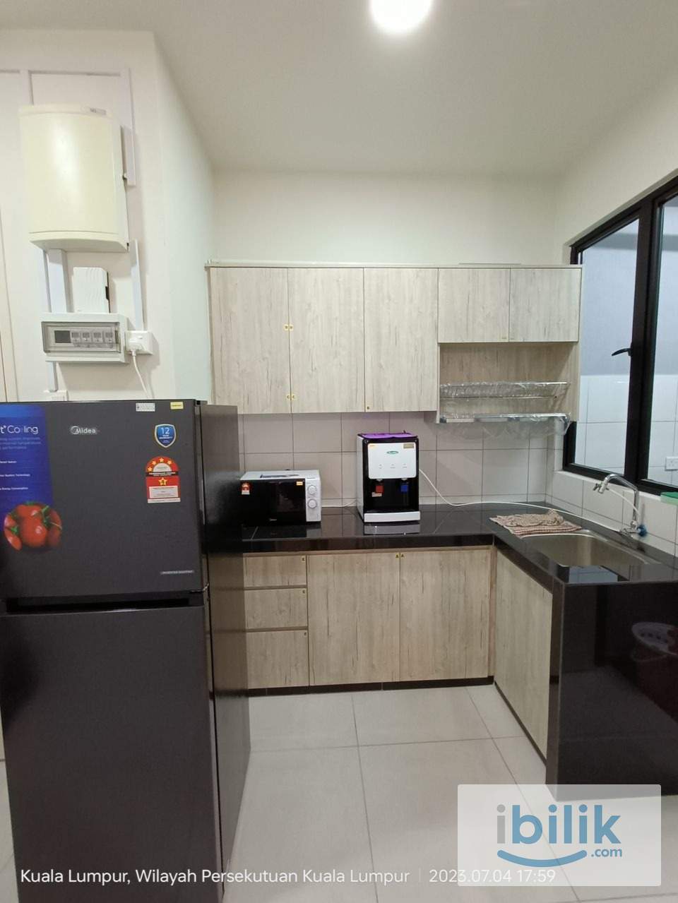 Fully Furnished Middle room at Maxim Majestic Walking to MRT - Image 4