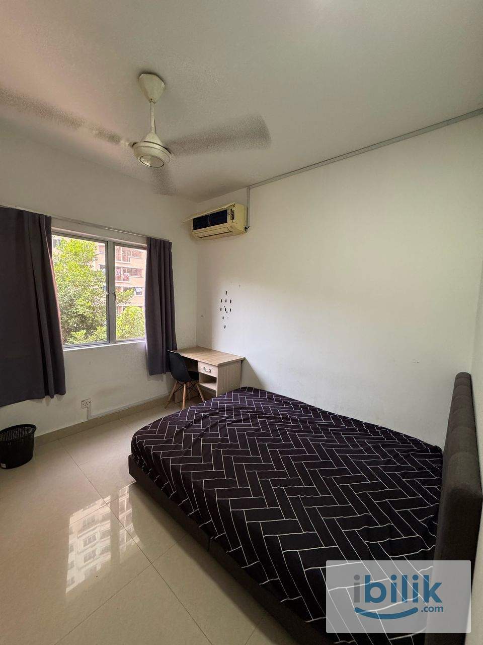 Fully Furnished Middle room at Cengal Condominium Walking to LRT - Image 1