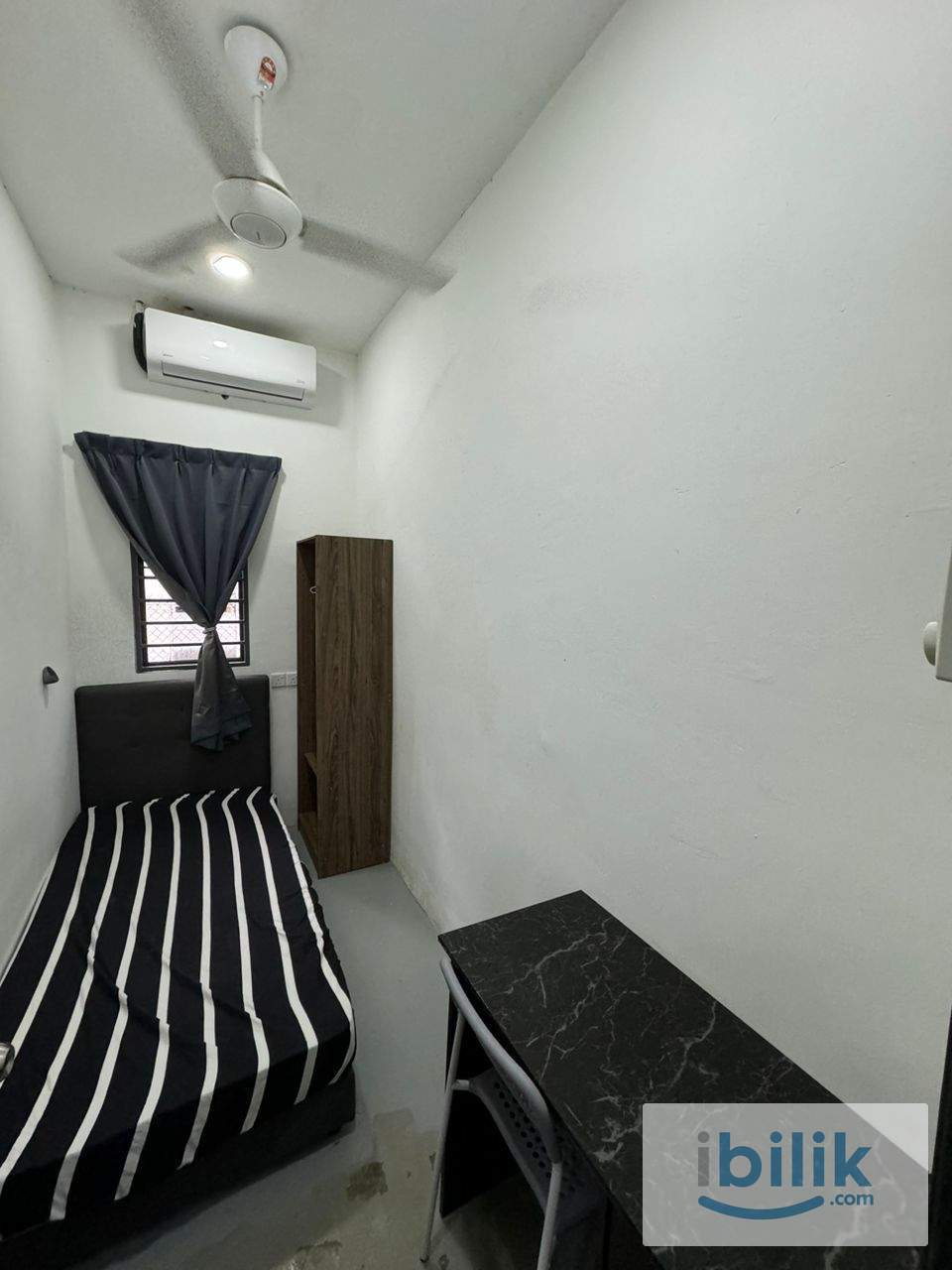 Fully Furnished Single room at Jalan logam landed house Walking to MRT - Image 1