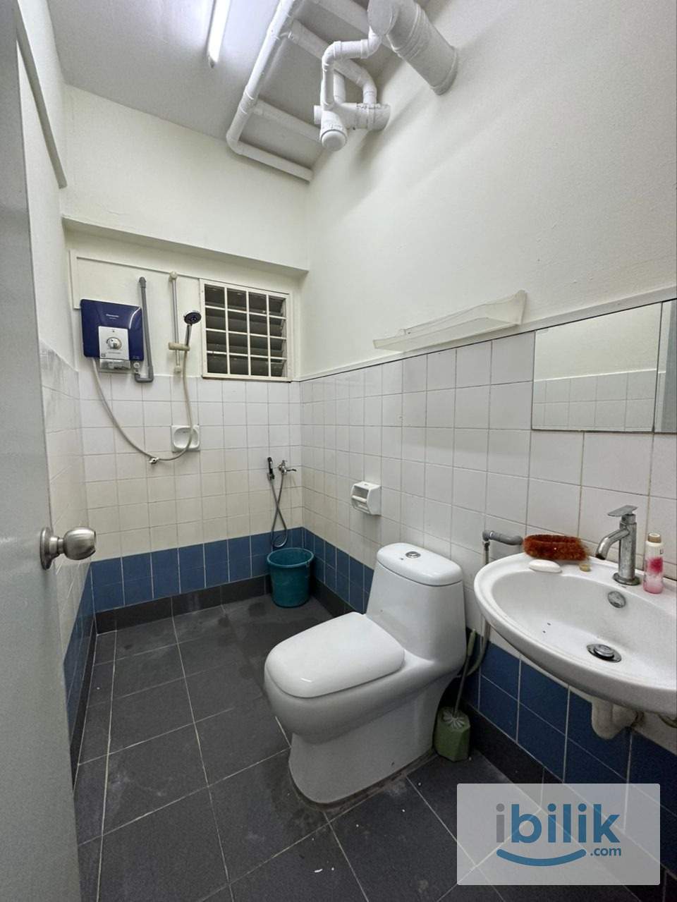 Female HUKM Cheras Middle Room 1/5/2026 Available - Image 2