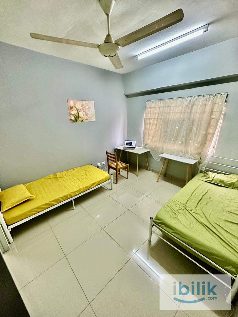 Female HUKM Cheras Middle Room 1/5/2026 Available - Image 4