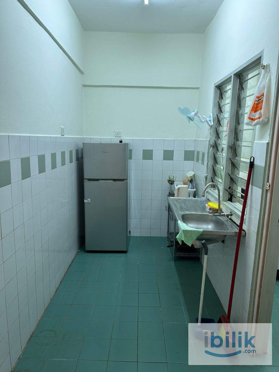 Female HUKM Cheras Single Room 1/7/2026 Available - Image 5