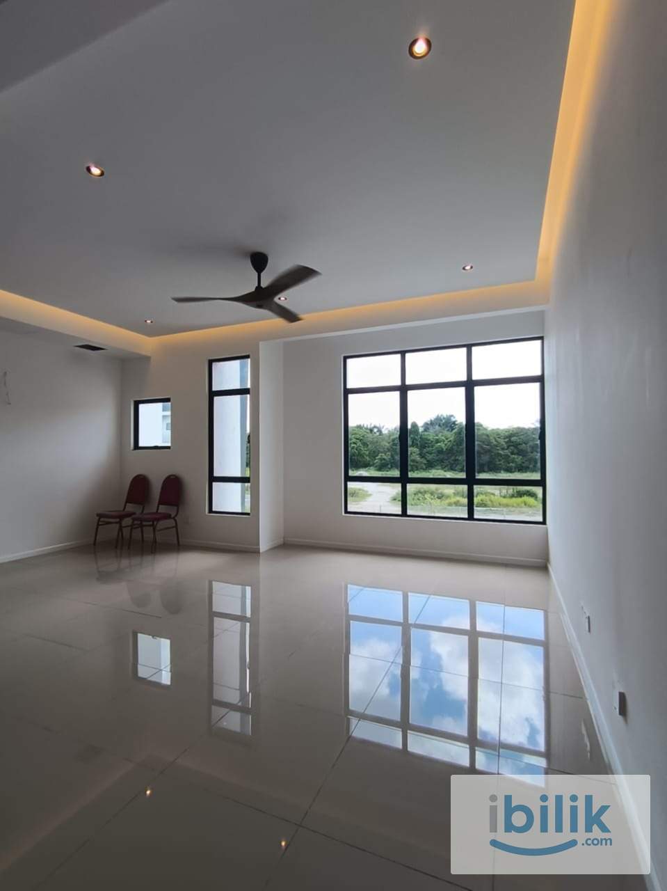 Rooms / Whole Unit for Nottingham Students | Partially Furnished | RM800  - Image 2