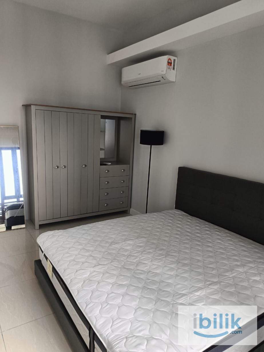 Big Room in KL Sentral - Image 1