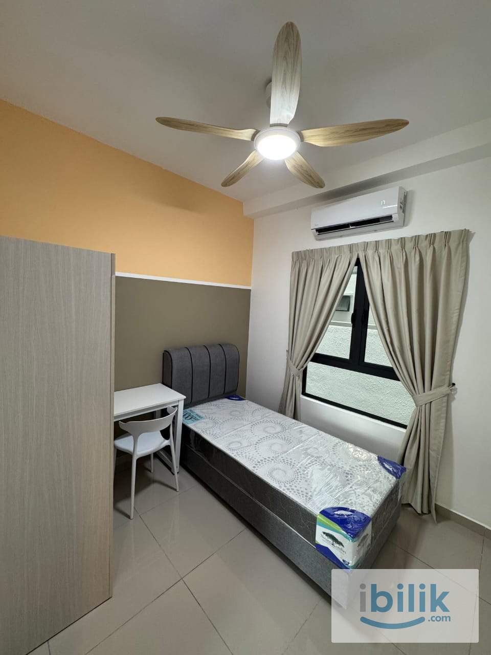 Single Room One South - Image 4