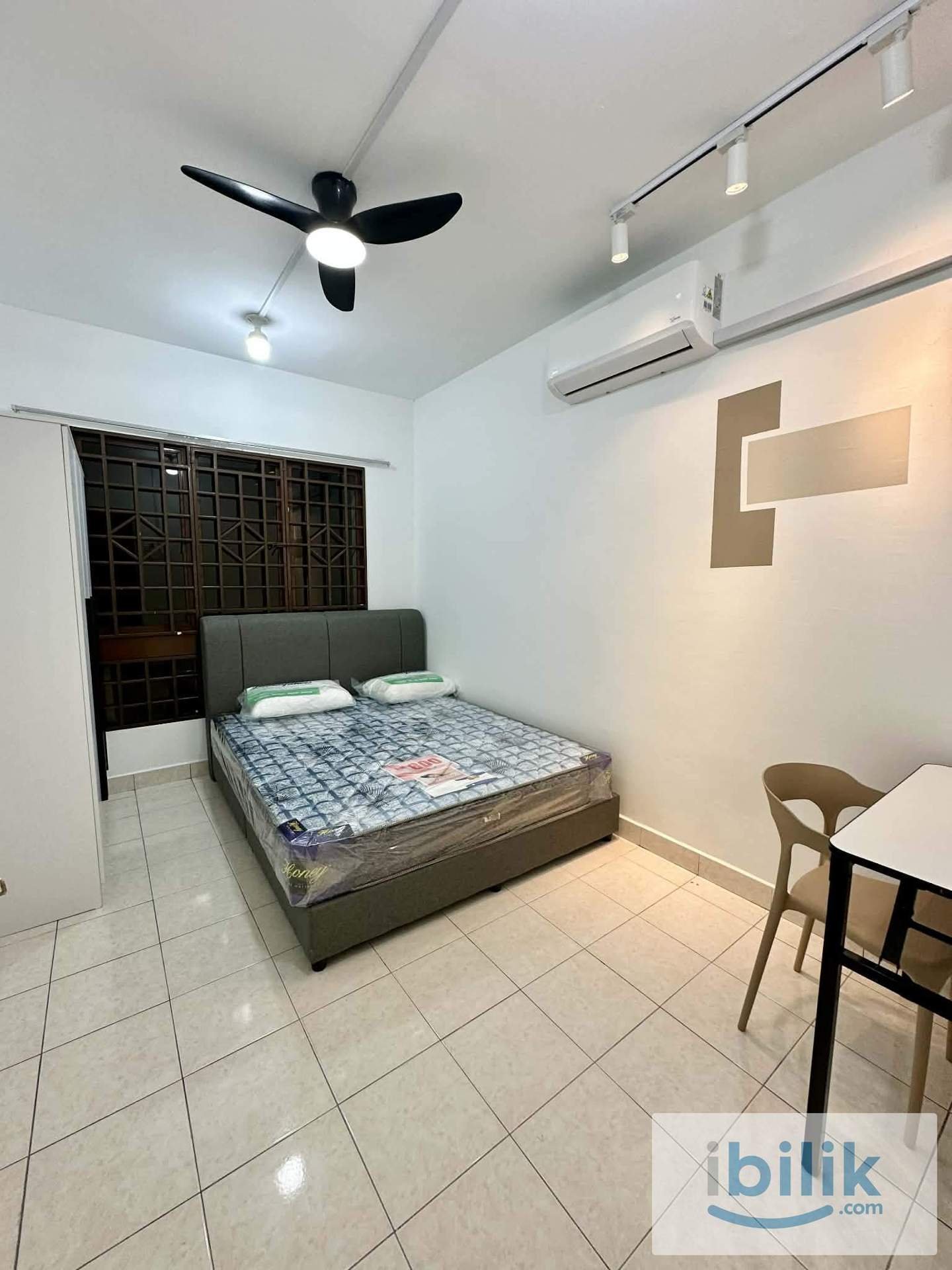 Actual Photo RM650 onwards MRT Surian walking distance brand new bedroom  - Image 5