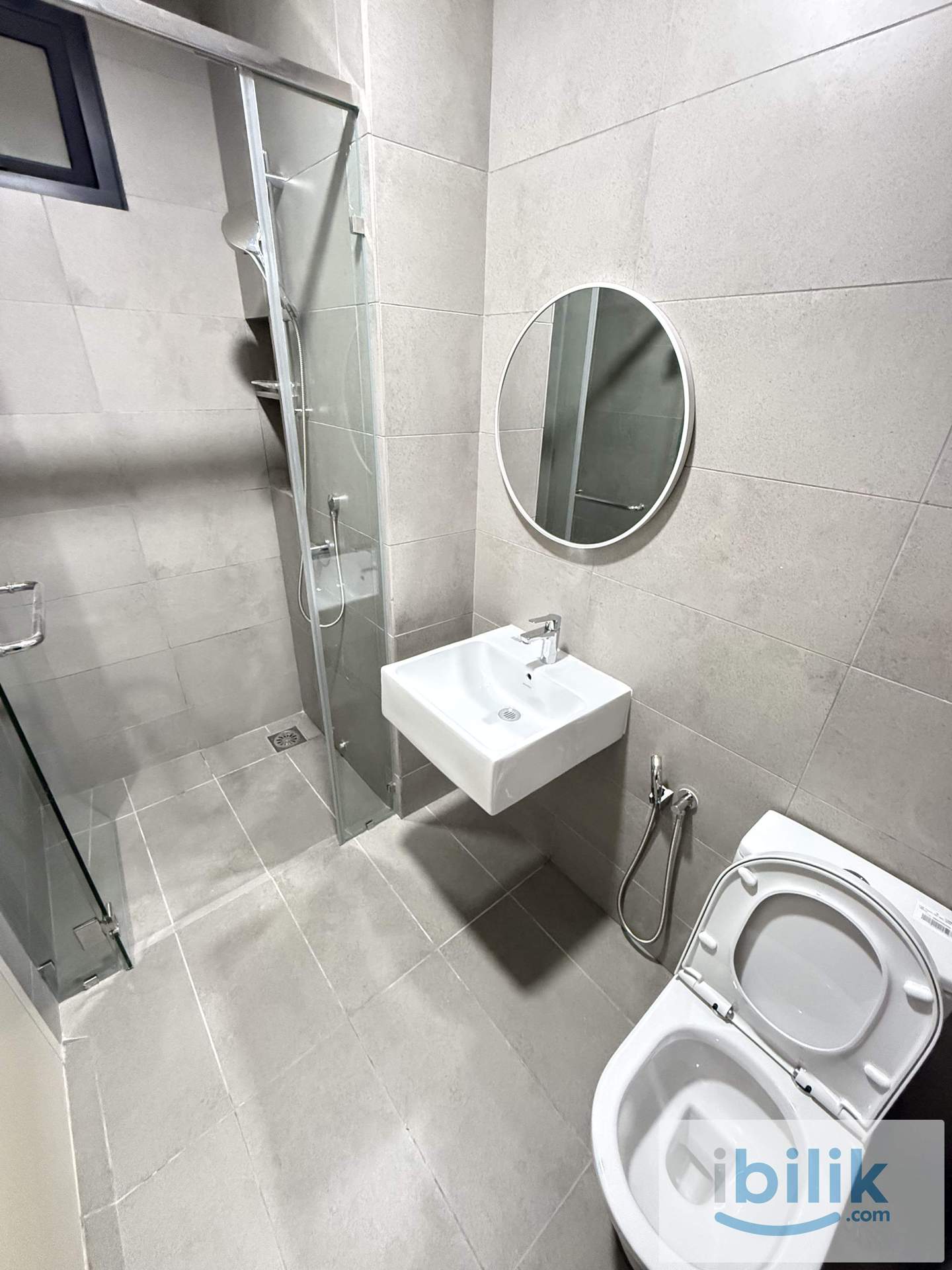 5 Min Walk to LRT Sri Rampai, 6 Stops to KLCC, Brand New Balcony Room - Image 9
