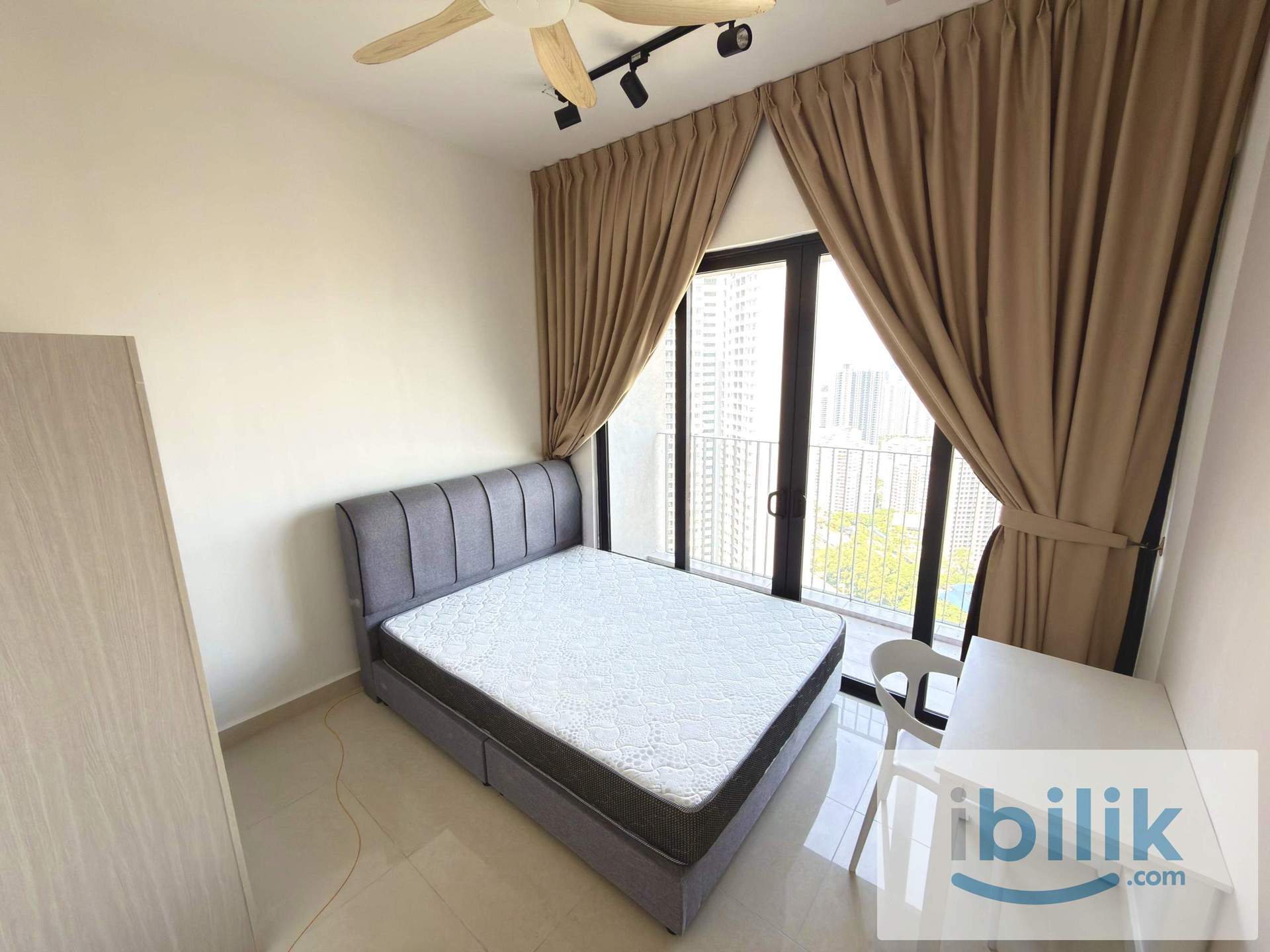 Female Unit, Fully Furnished Balcony Room, 1 Min Walk LRT Sri Rampai!  - Image 1