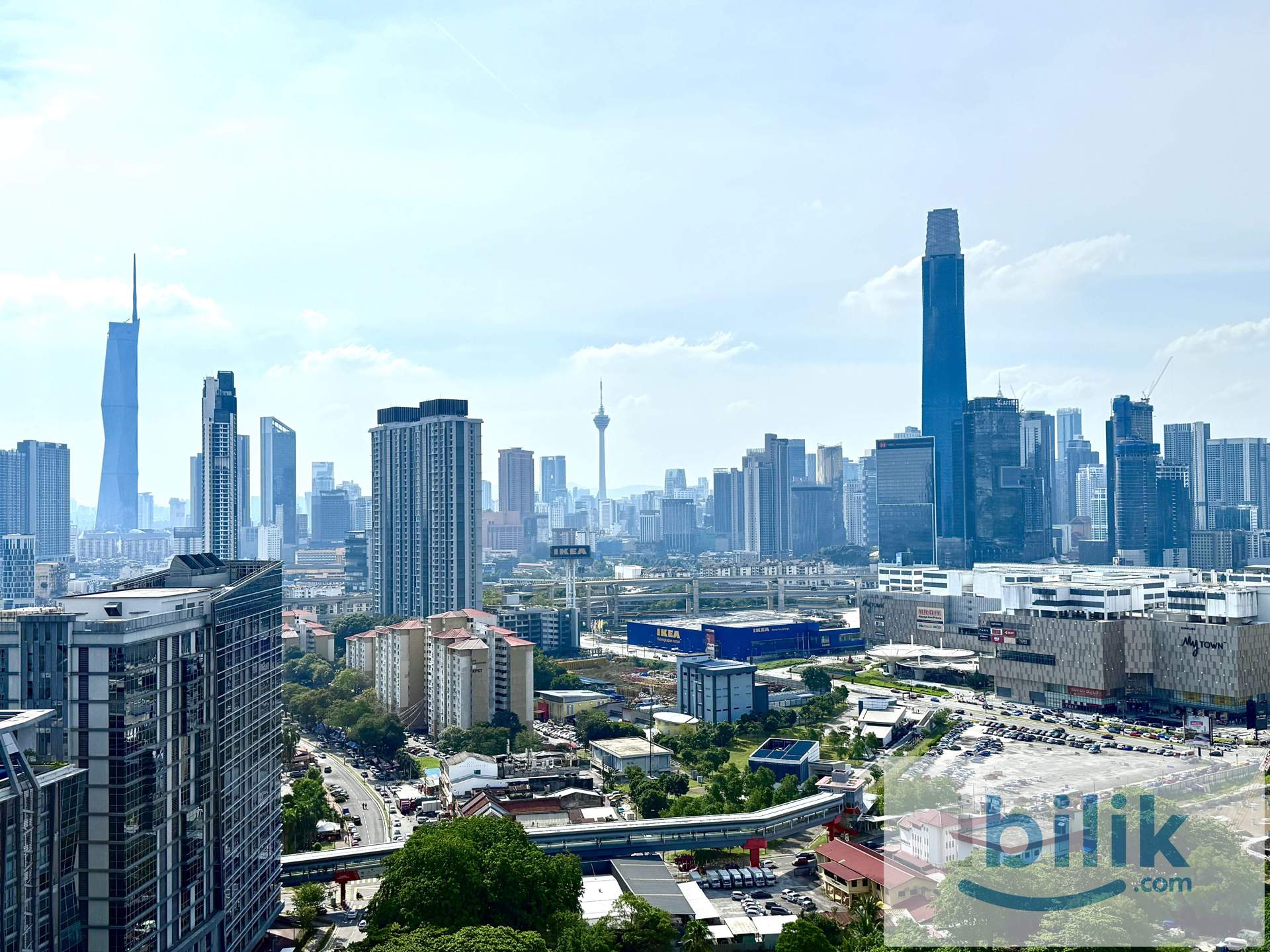 Fully Furnished Middle Room, Ready to Move In! Link to MRT, LRT & Mall - Image 3