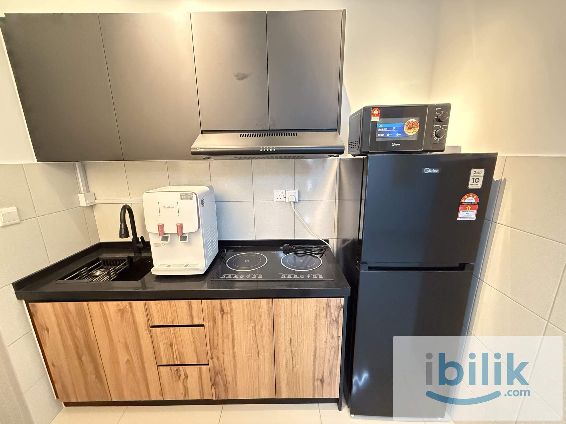 Female Unit, Fully Furnished Middle Room, 50m LRT Salak Selatan - Image 4