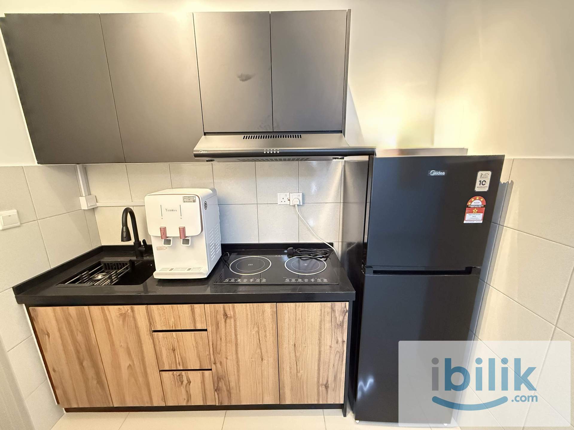 Master Room w/ Private Bathroom! 50m LRT Salak Selatan, Ready Move In! - Image 5