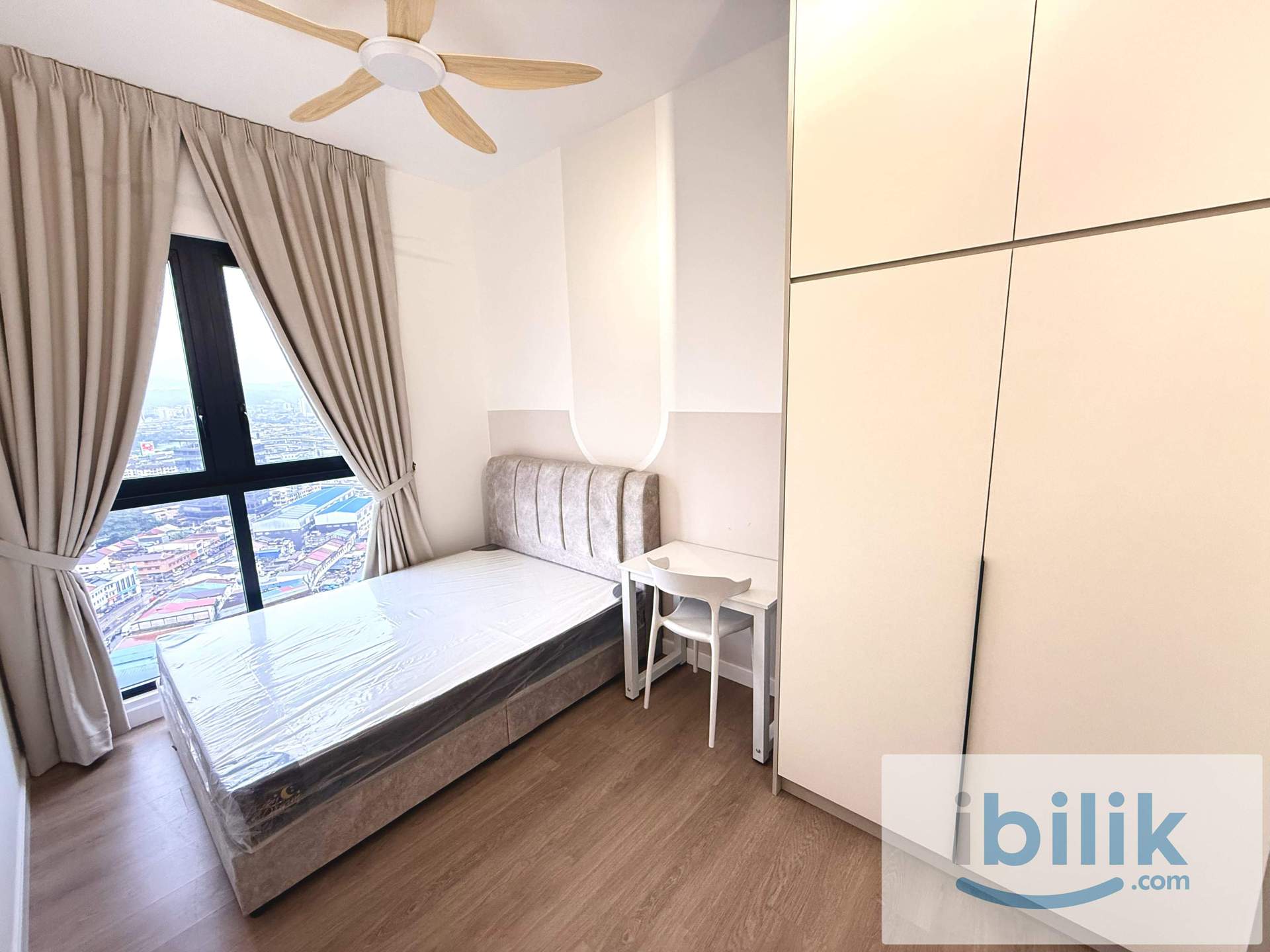 1 Min Walk PUDU LRT, SKYLINE KL, Medium Room, BUKIT BINTANG KL SENTRAL - Image 2