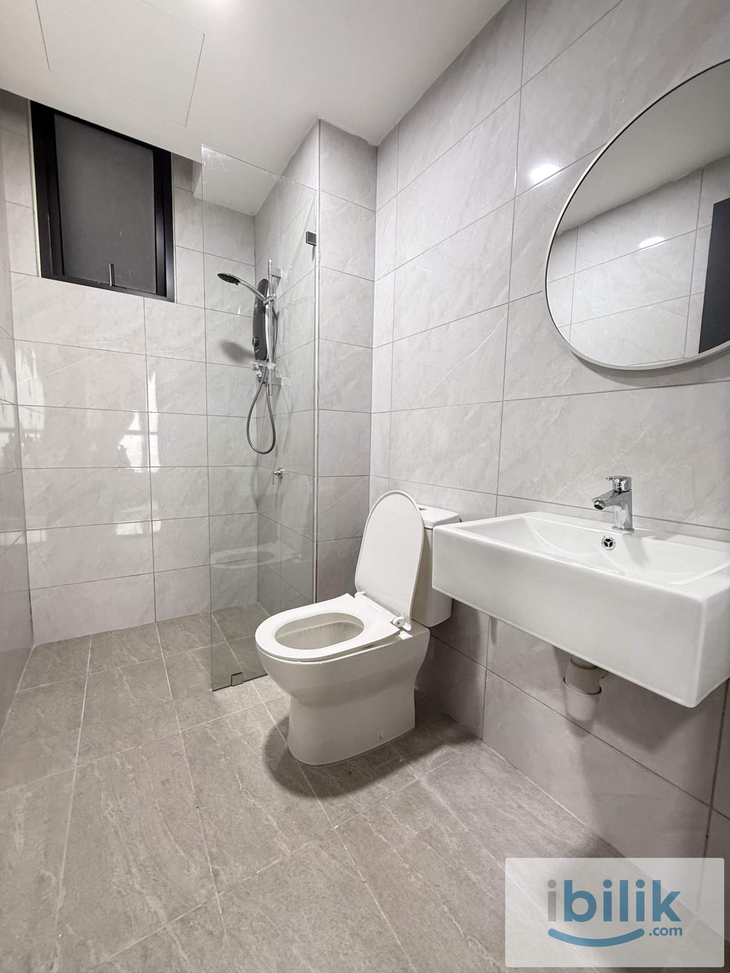 Brand New Fully Furnished Middle Room, Ready to Move In!  - Image 7
