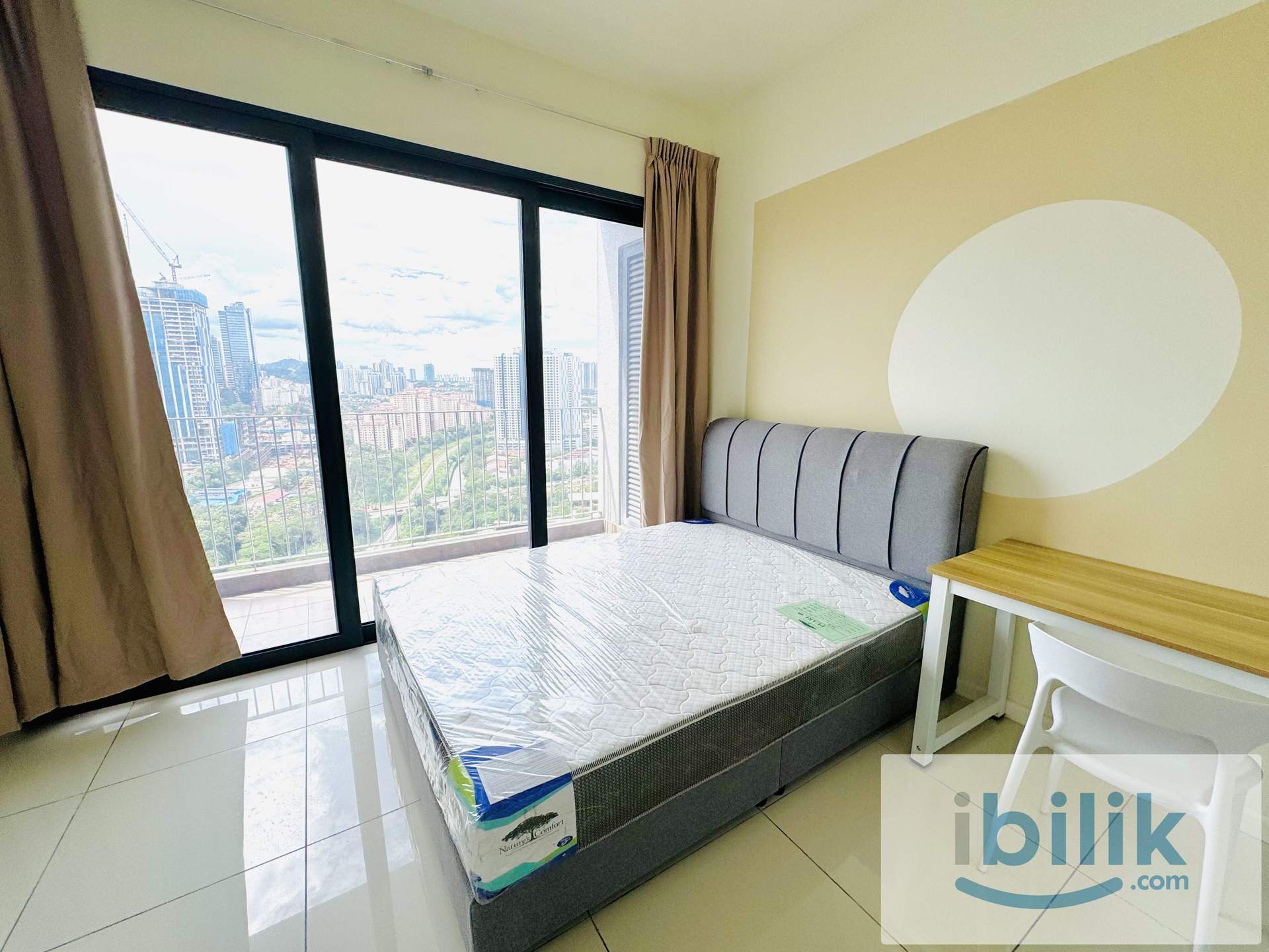 Brand New Fully Furnished Balcony Room, Ready to Move In!  - Image 3