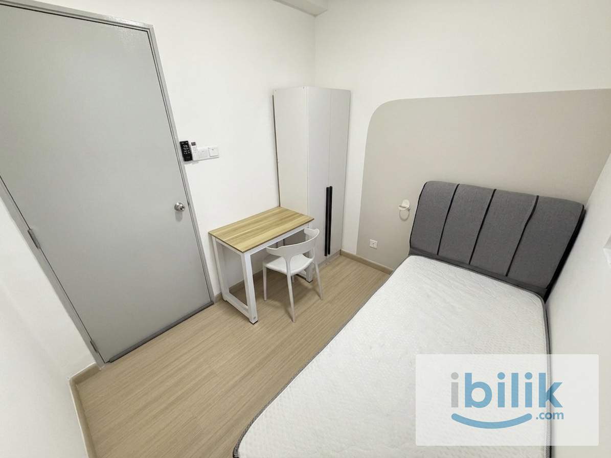1 Min Walk to MRT, Fully Furnished Small Room, 1 July Move In!  - Image 2