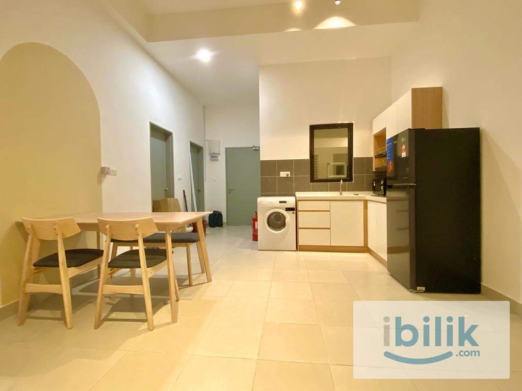 Fully Furnished Medium Room, Ready to Move In! 2 Min Walk to MRT, THE NETIZEN - Image 3